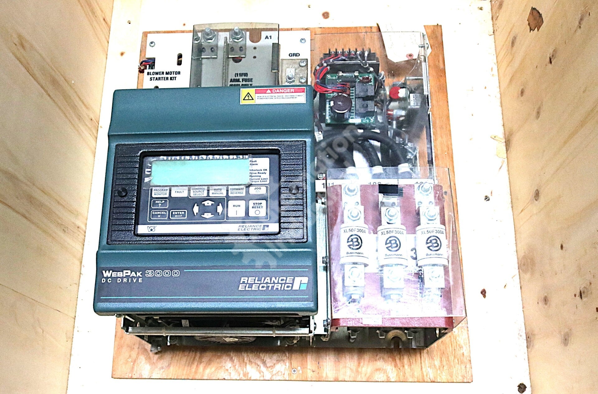 125FN4042 By Reliance Electric 3PH 230-460VAC 50/60Hz FlexPak 3000 DC Drive NSNB