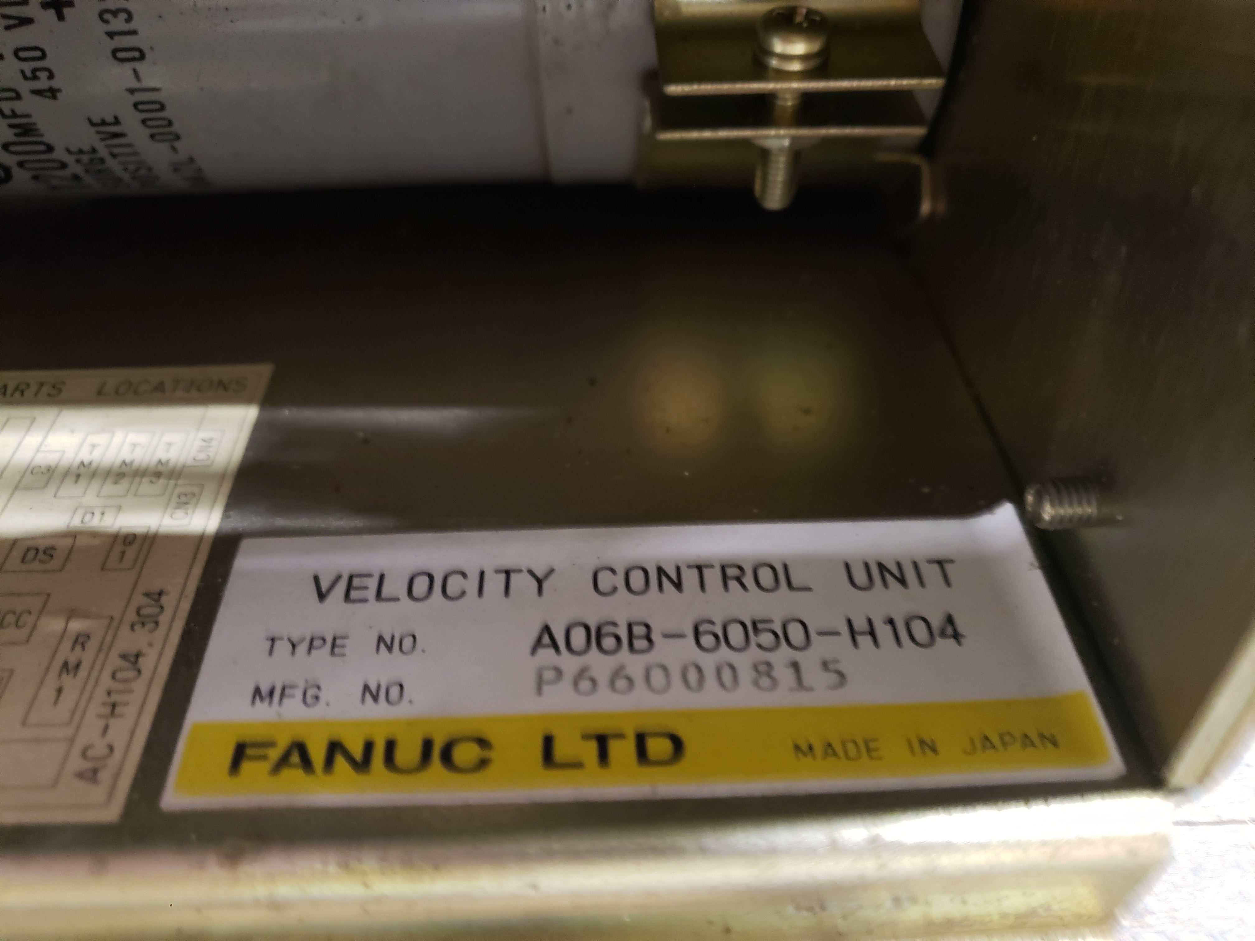 Fanuc CNC A06B-6050-H104 Velocity Control Unit with A20B-1000-0560