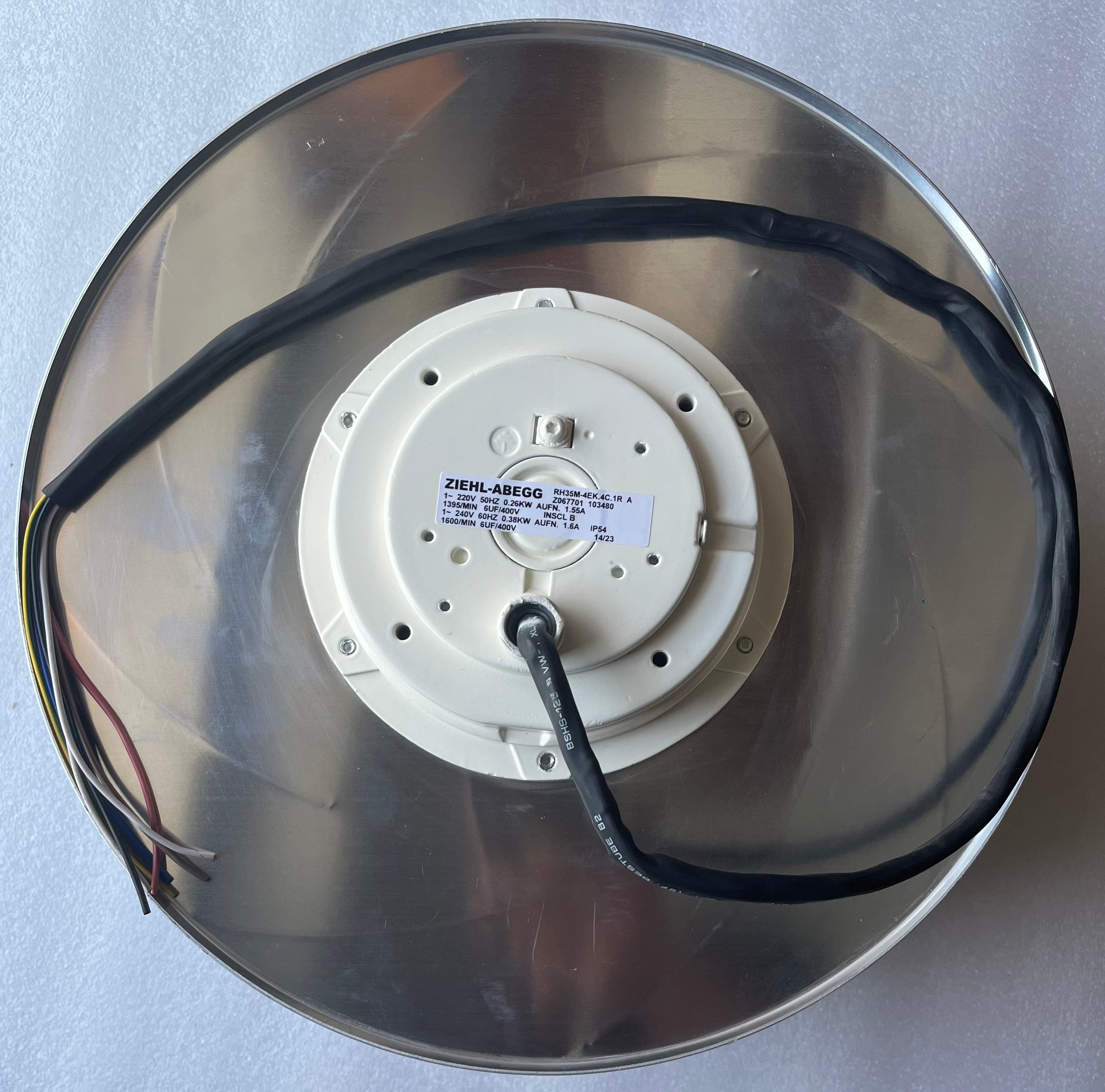 Brand new RH35M-4EK.4C.1R ZIEHL-ABEGG centrifugal fan 1-230V 50HZ