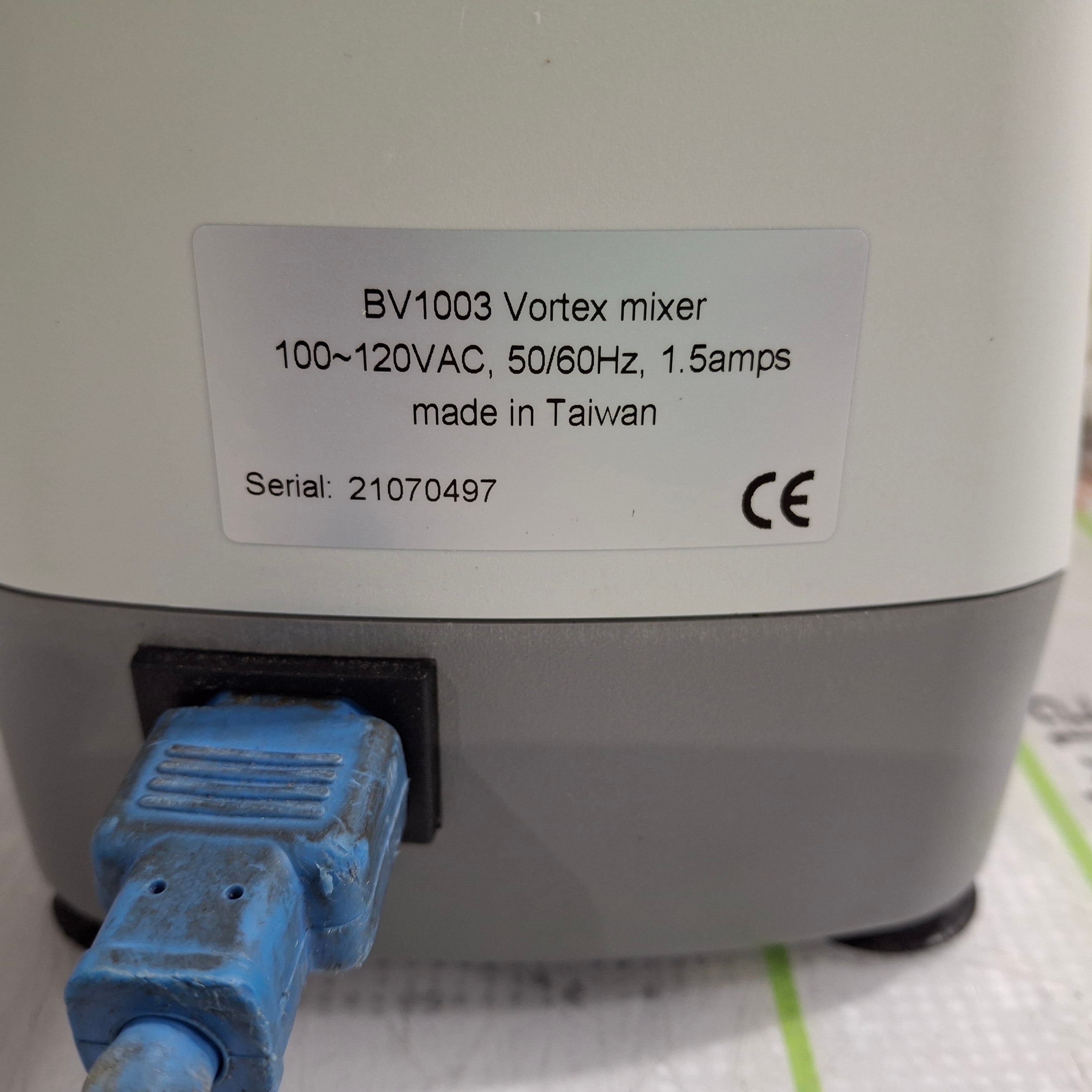 Benchmark Scientific BenchMixer V2 Multi-Tube Vortexer