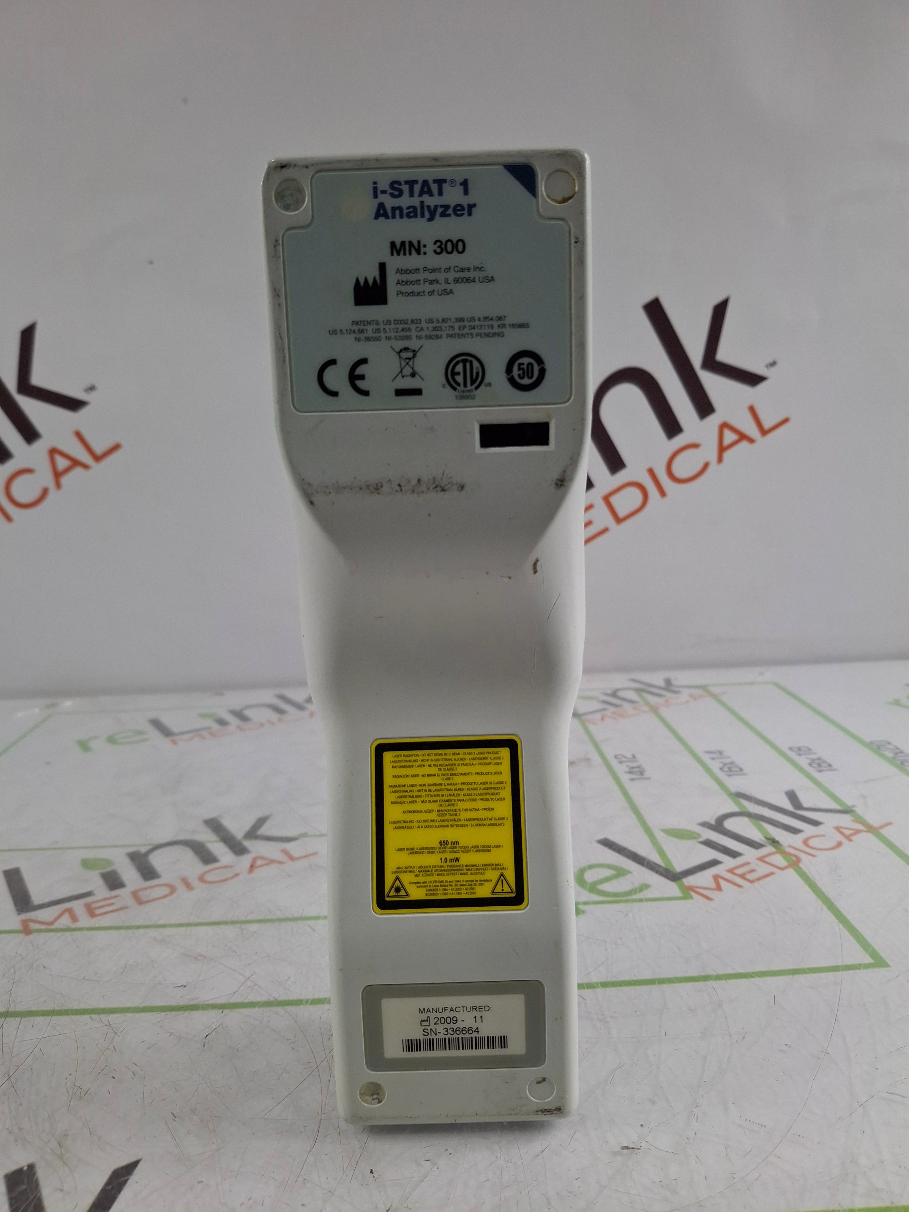 Abbott i-Stat 1 300 Wireless Blood Analyzer