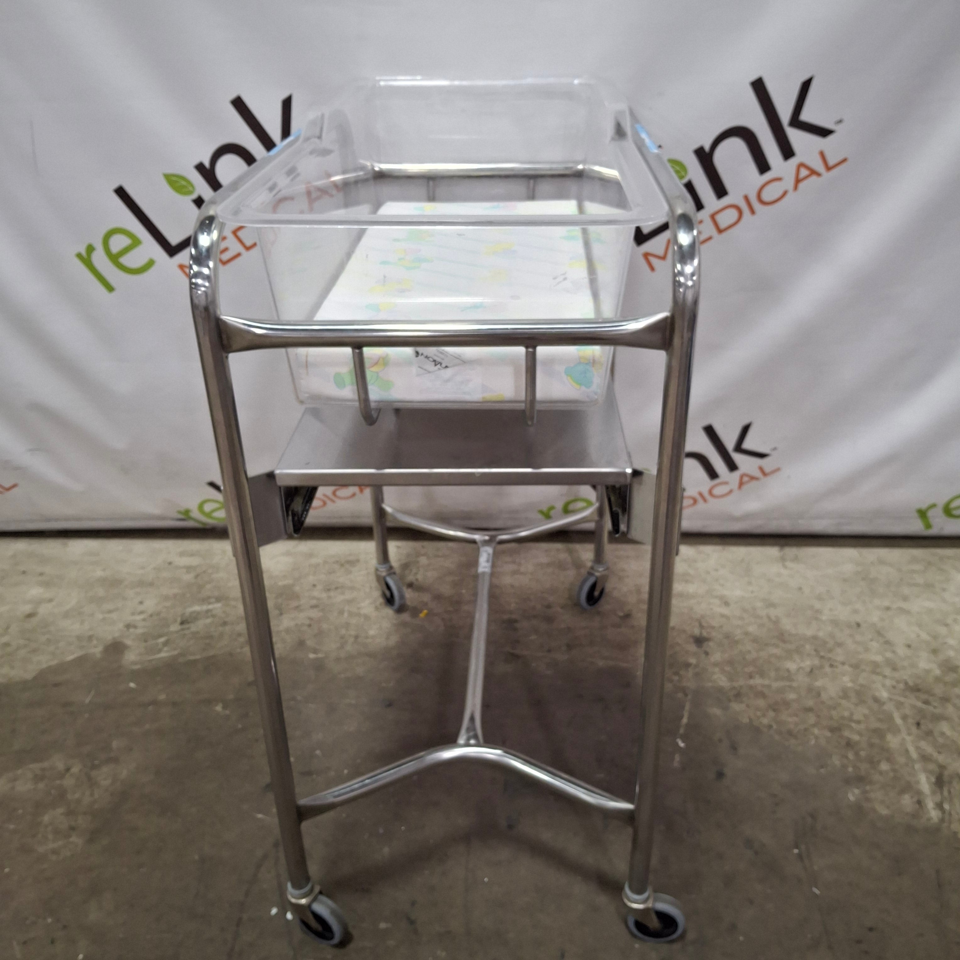 Pedigo Products, Inc. P-1110 Bassinet