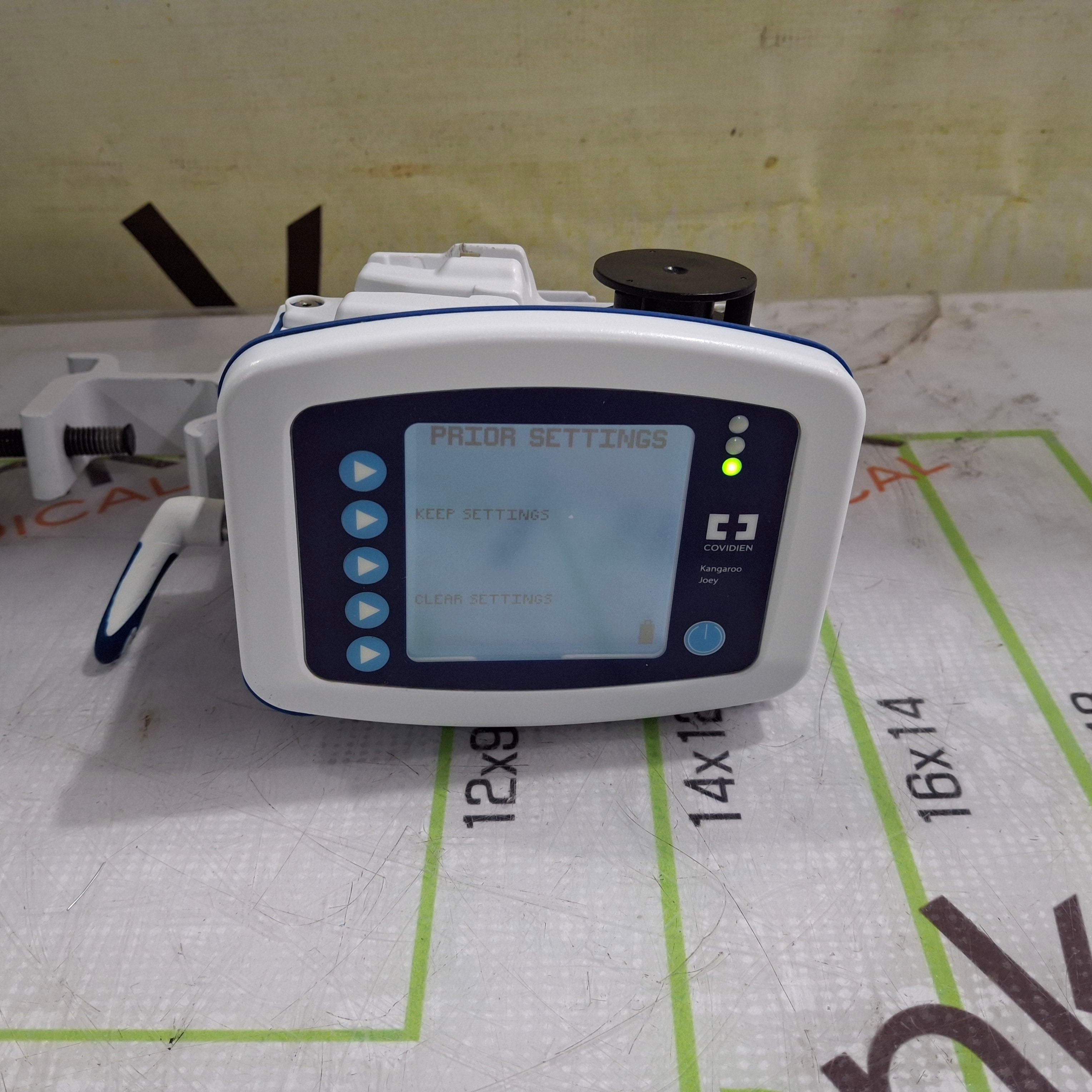 Covidien Kangaroo Joey Enteral Feeding pump