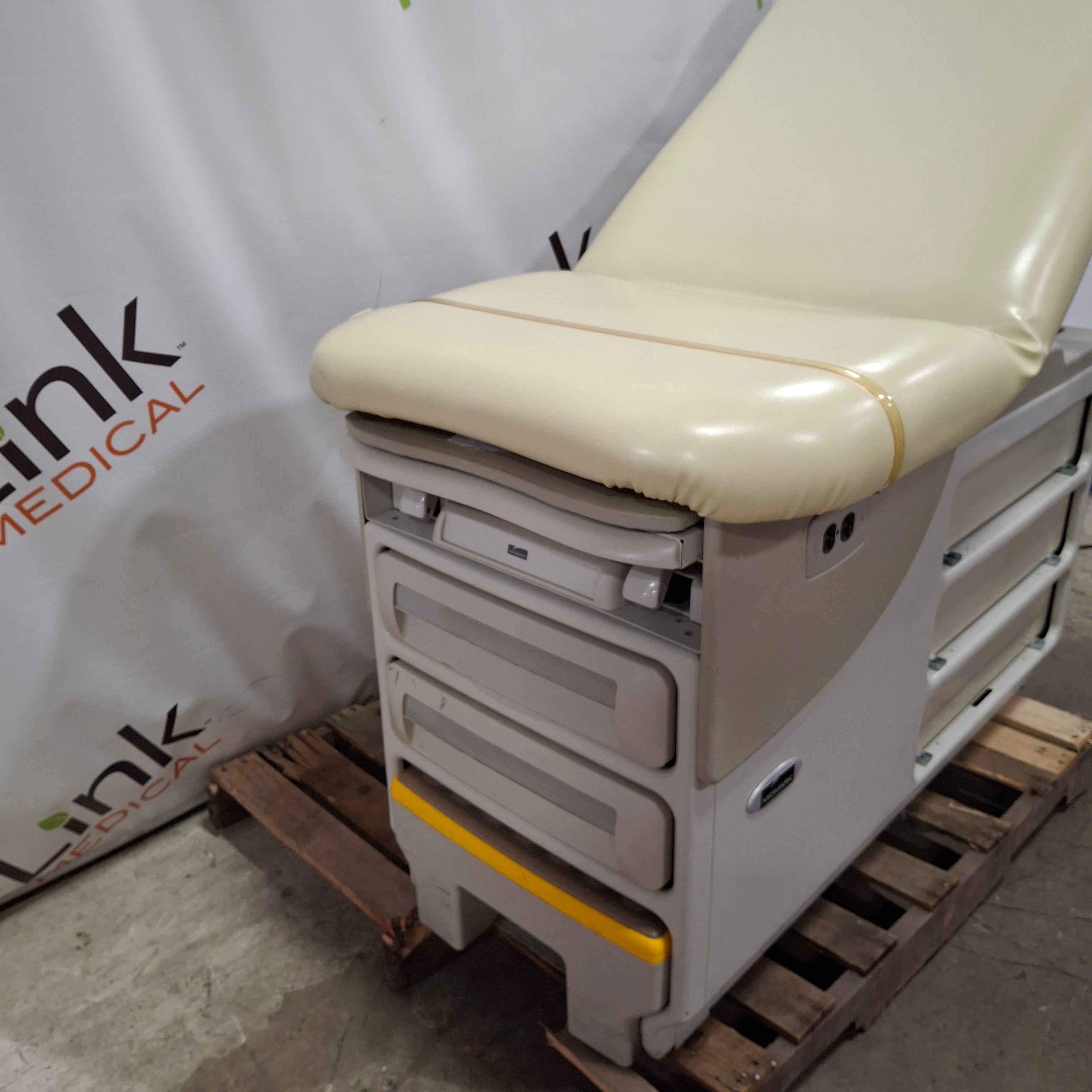 Midmark 604 Manual Examination Table