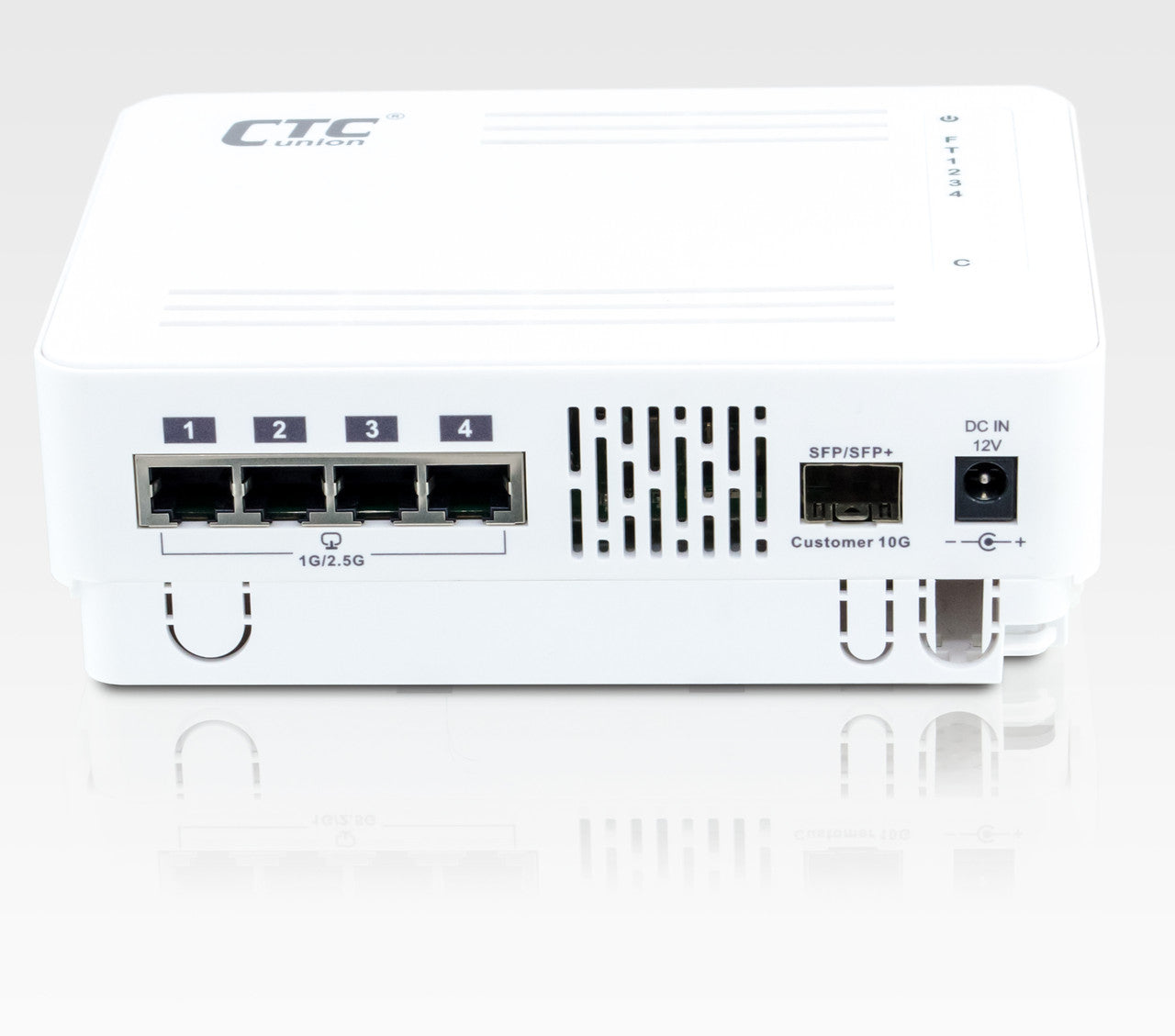 QSW-4204M - 1x 10/100/1G RJ45 and 4x 1G/2.5G Ethernet RJ45 ports + 2 1G/10G SFP+ ports, L2 managed FTTH CPE switch
