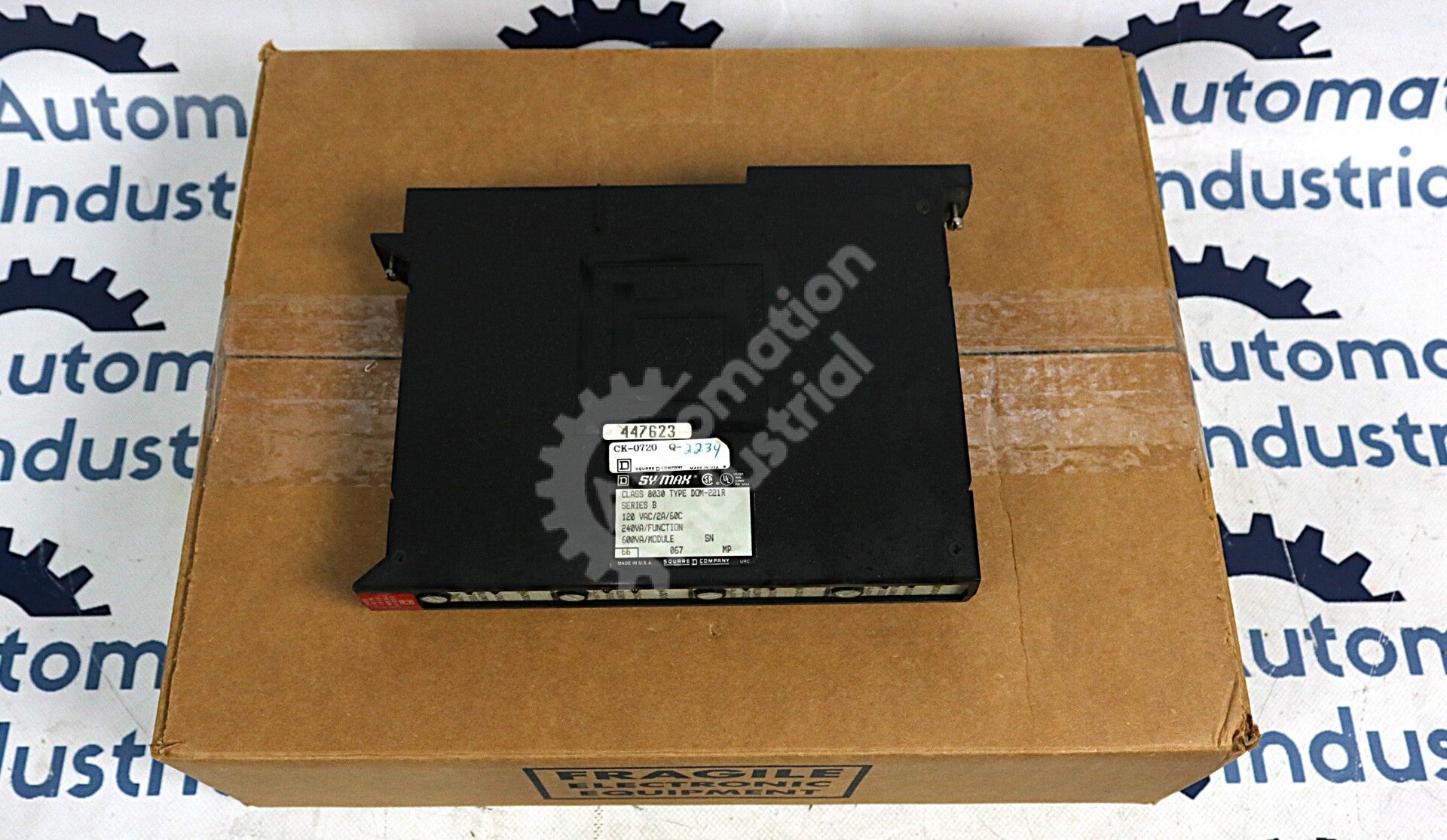DOM-221R By Square D Sy/Max Class 8030 120VAC Deluxe Output Module