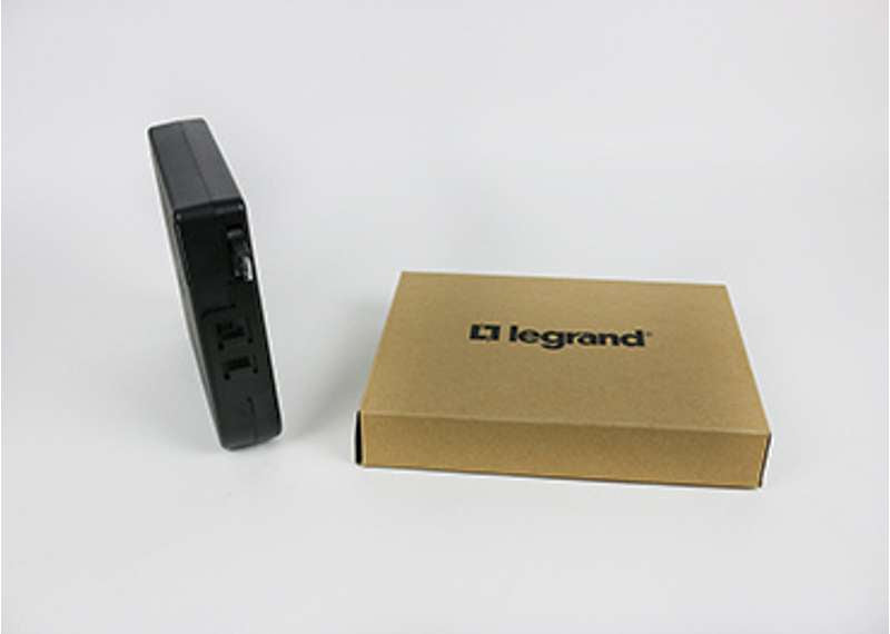 Wiremold Cable Retractor with USB 2.0 Cable