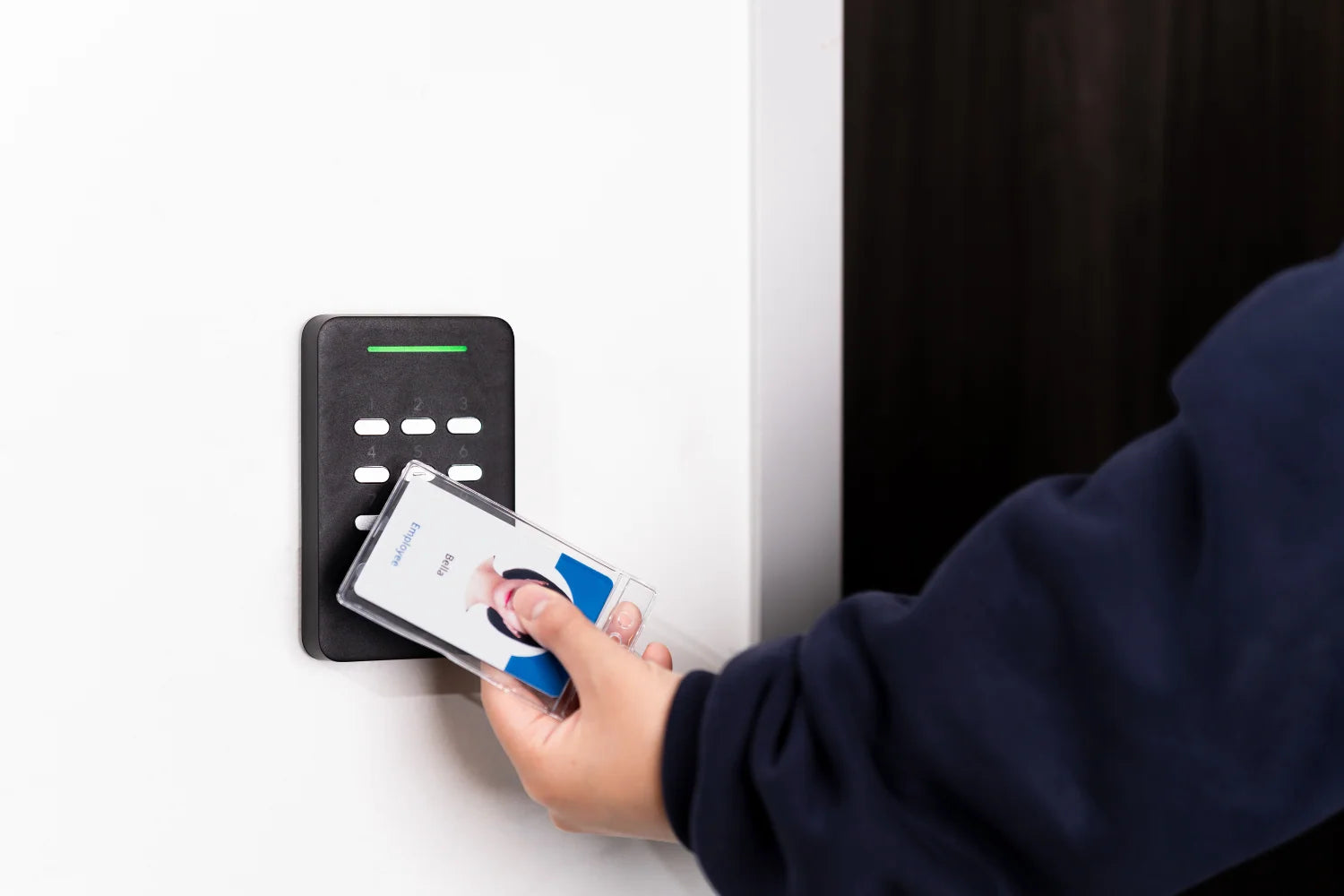 Verkada AD64 Door Reader for Government
