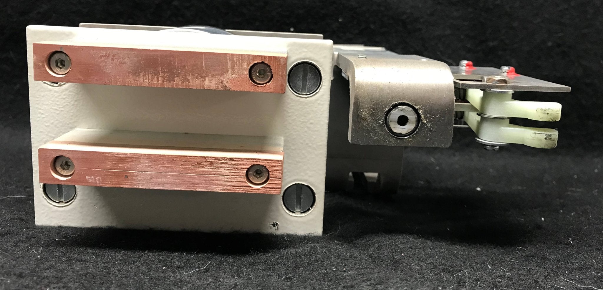 Brake Stop Assembly (03070757) Siemens