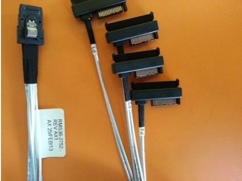 Int. miniSAS SFF-8087 to (4) SFF-8482 connectors with SATA power SAS SATA Hard Drive Cable. 0.75m
