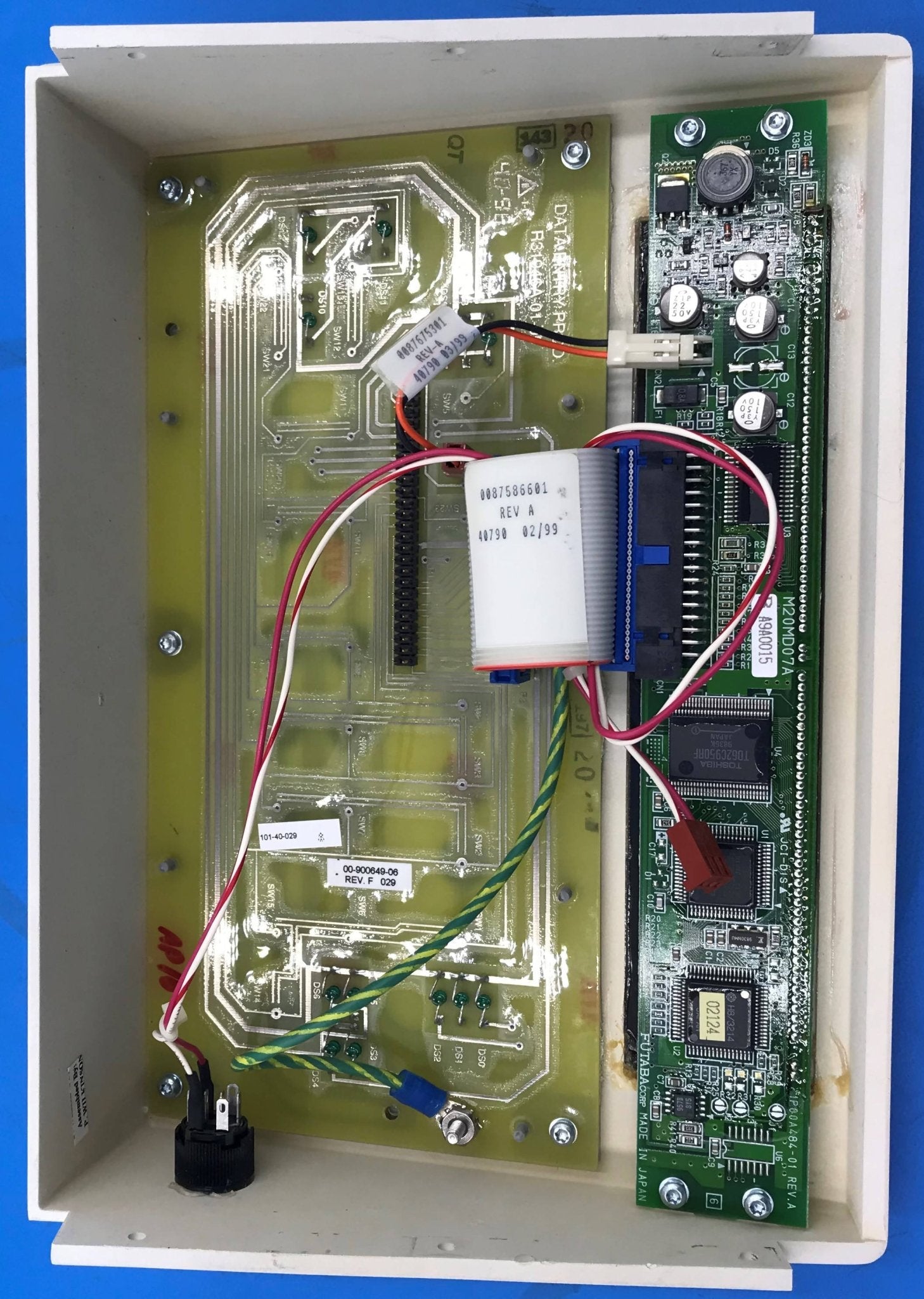 Left Control Panel W/Display Board (00-876312-05/00-900649-06) OEC 9600