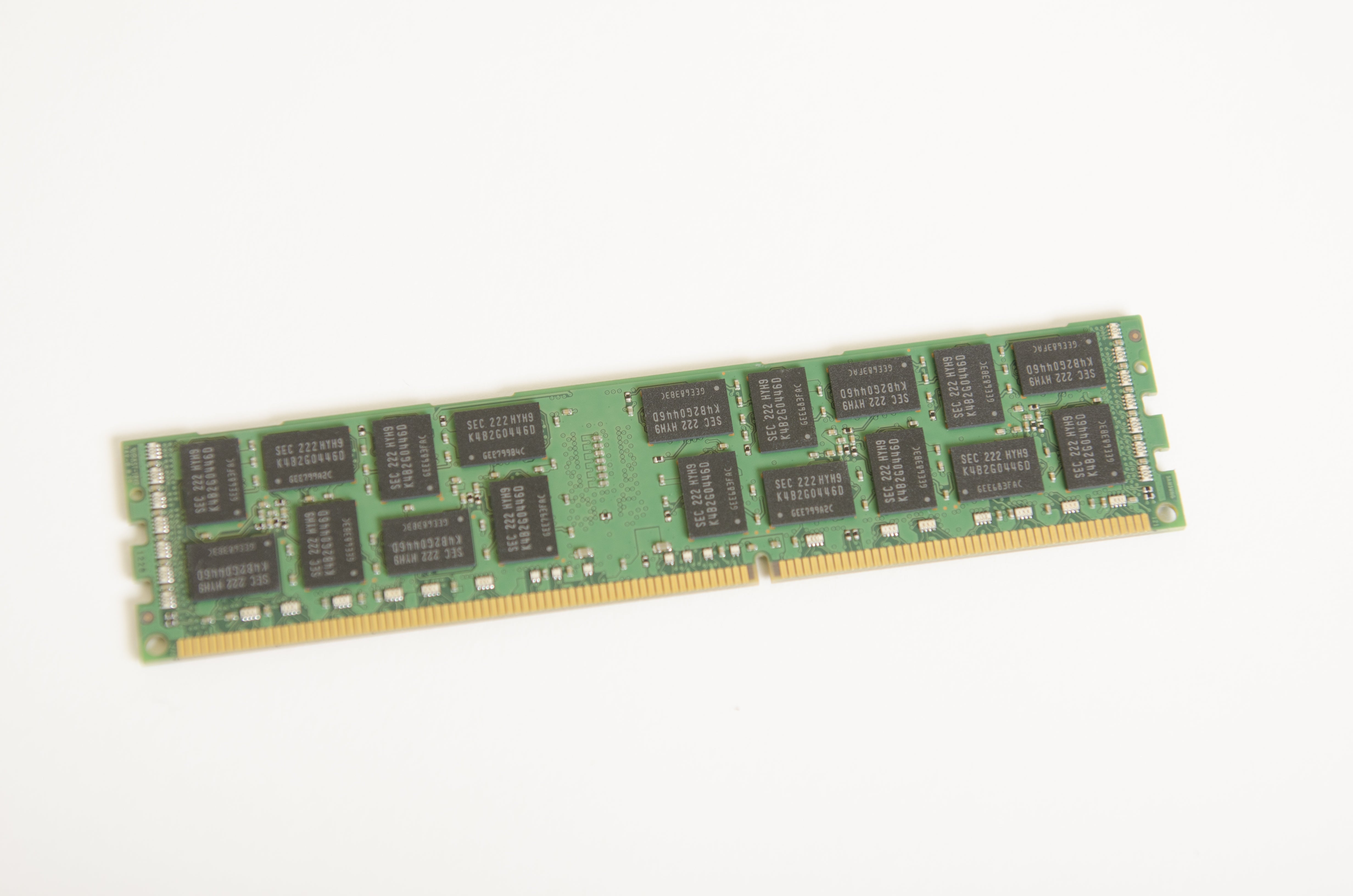 128GB (4 x 32GB) DDR3-1600 MHz PC3-12800L LRDIMM Server Memory Upgrade Kit
