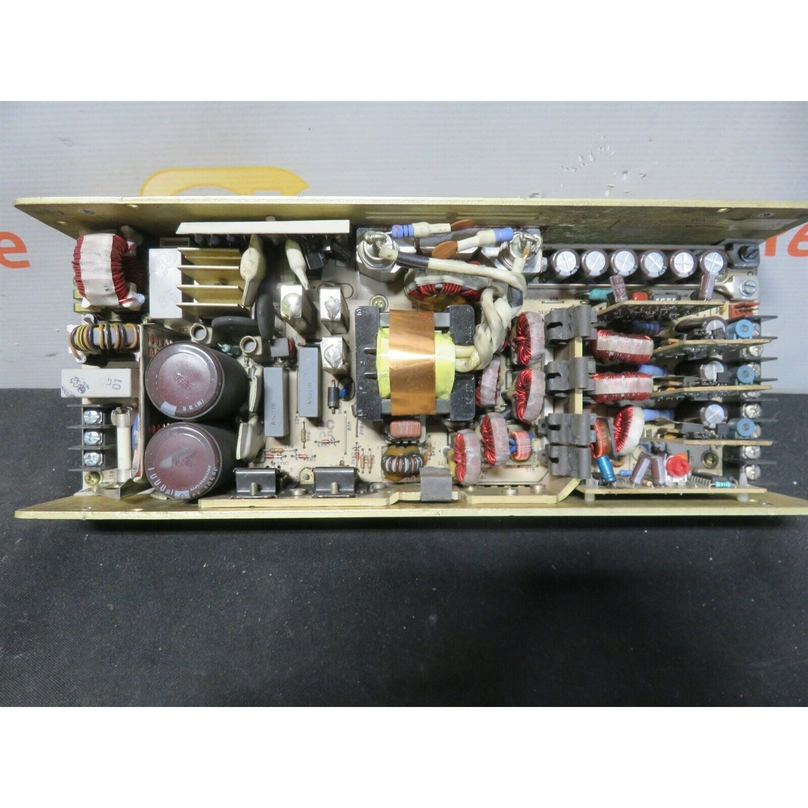 Power Products ZPS-250A-01 Fuente de alimentación de CC de salida cuádruple 250W