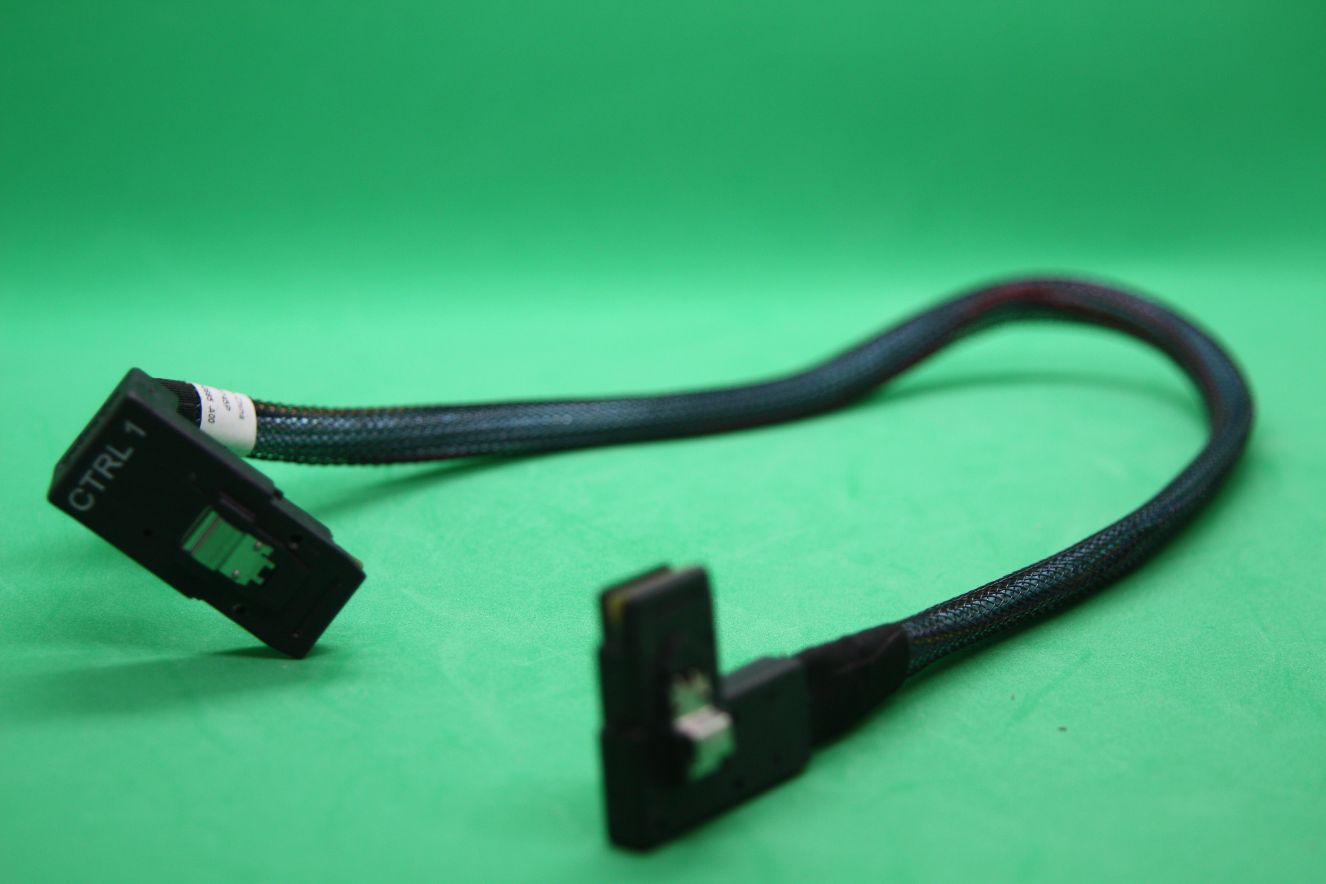 Dell OEM PowerEdge R510 Server Mini-SAS Cable - P745P