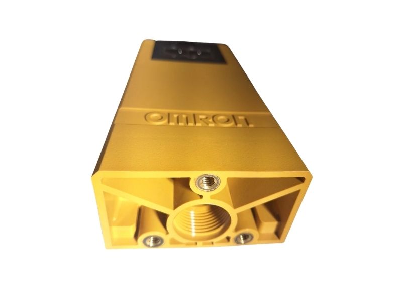 Omron E3K-D2 Photoelectric Sensor Multi-Voltage Retroreflective Relay Output