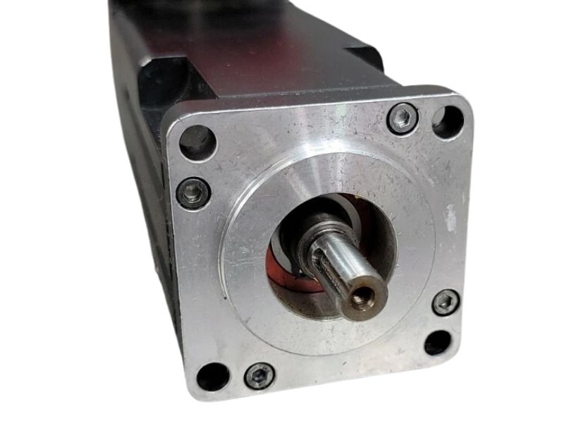 MPL-B1530U-VJ74AA | Allen-Bradley Bulletin MPL Low-Inertia Brushless Servo Motor 460 VAC