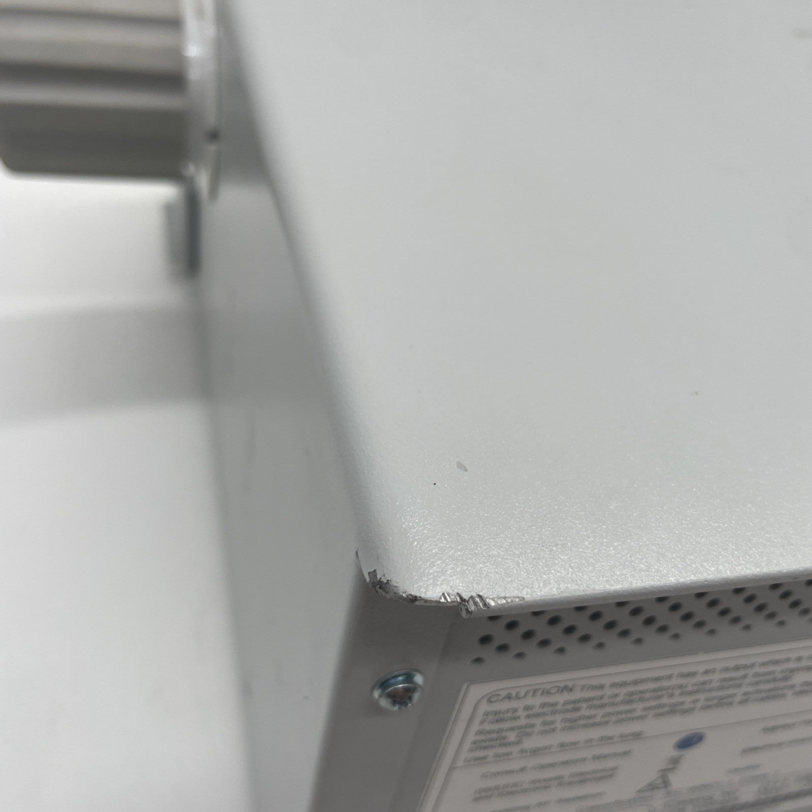 Genii Gi 4000 ESU Electrosurgical Unit Console (REF: G11-100-01) 30 Day Warranty