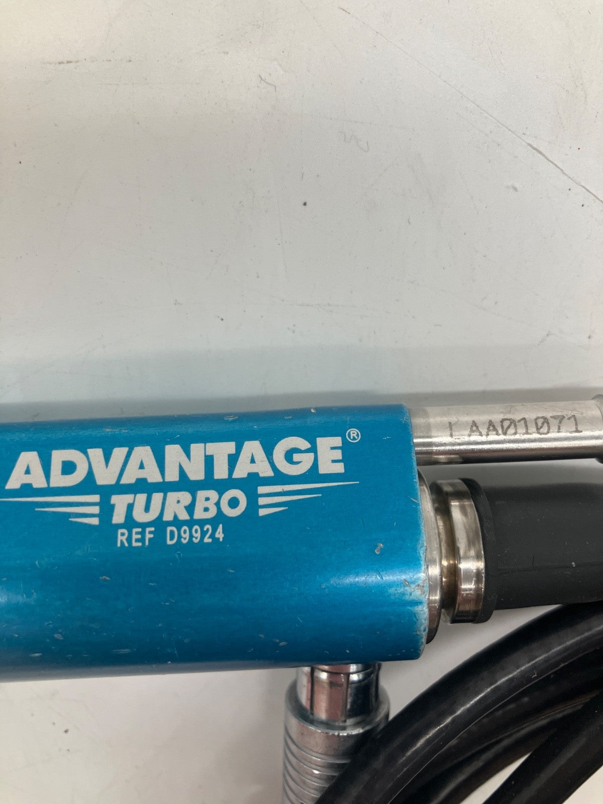 Conmed Linvatec D9924 TURBO Advantage Shaver Handpiece 30 Day Warranty!