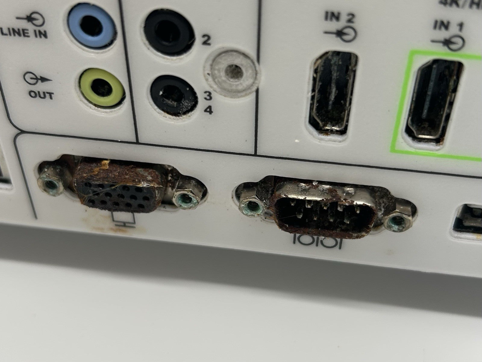 Stryker Connected OR Hub - 240-208-100  SEE PICTURES!!