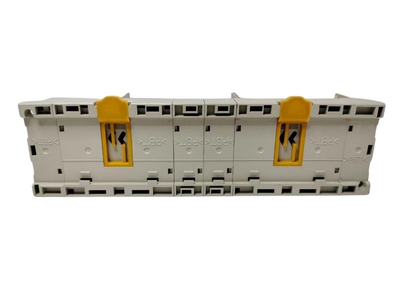 Omron SRT2-MD16T Remote I/O Module for Distributed Control