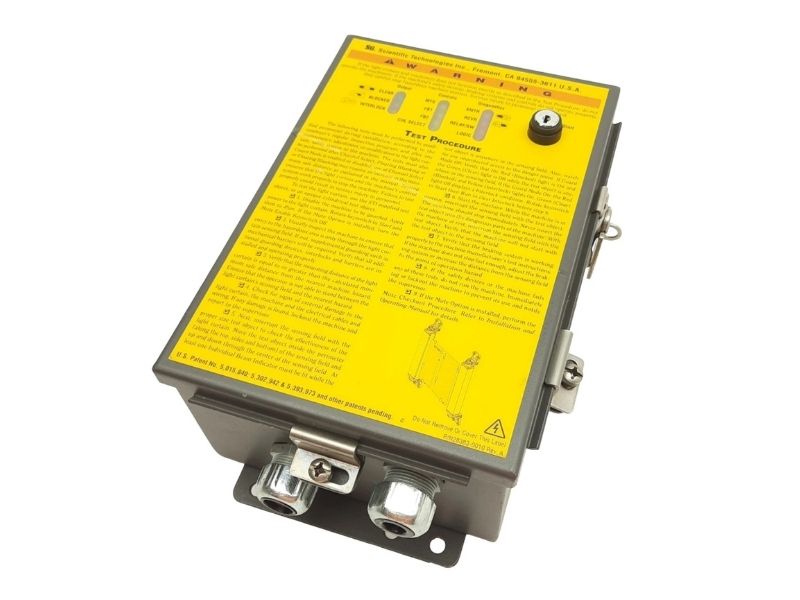 MC42D-1-AC Minisafe Controller for Light Curtain Safety Systems