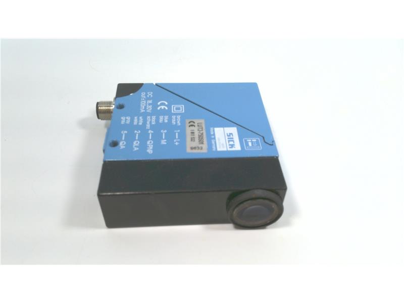 LUT2-750S01 | SICK Luminescence Photoelectric Sensor with RG 610 Filter