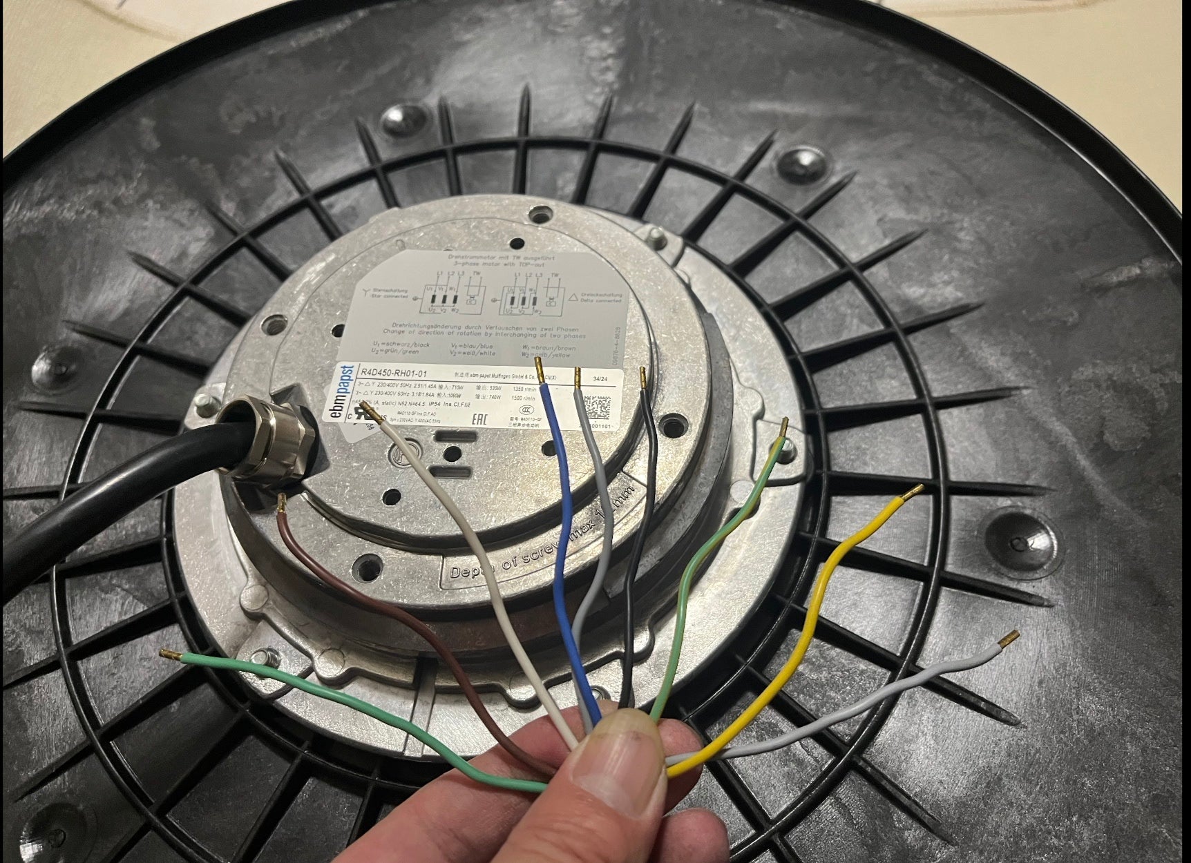 Ebmpapst R4D450-RH01-01 Centrifugal Centrifugal Fan 3~230-400-480V 710/1060/1140W 2.51/3.18/3.05/1.45/1.84/1.76A 710/1060/1140W