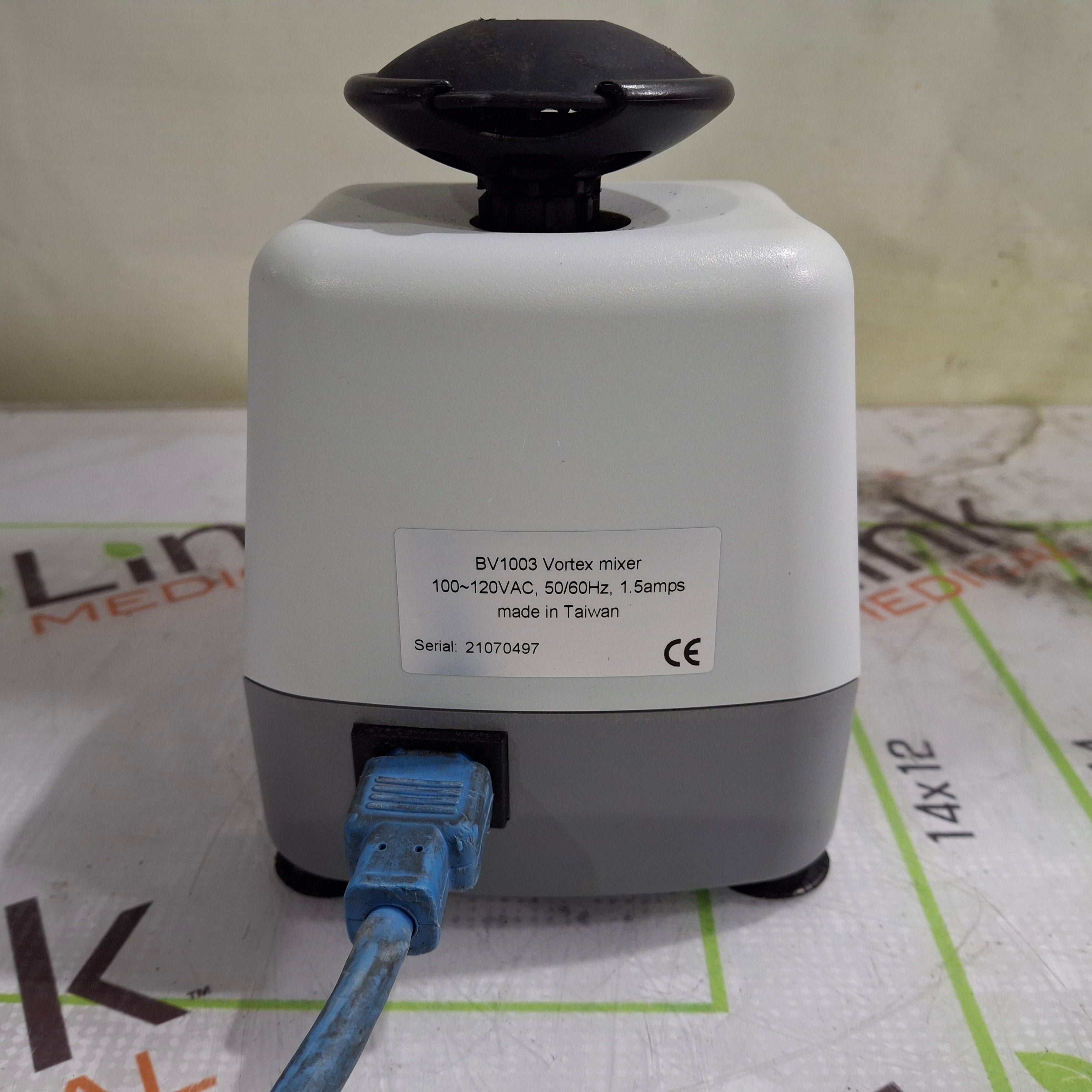 Benchmark Scientific BenchMixer V2 Multi-Tube Vortexer
