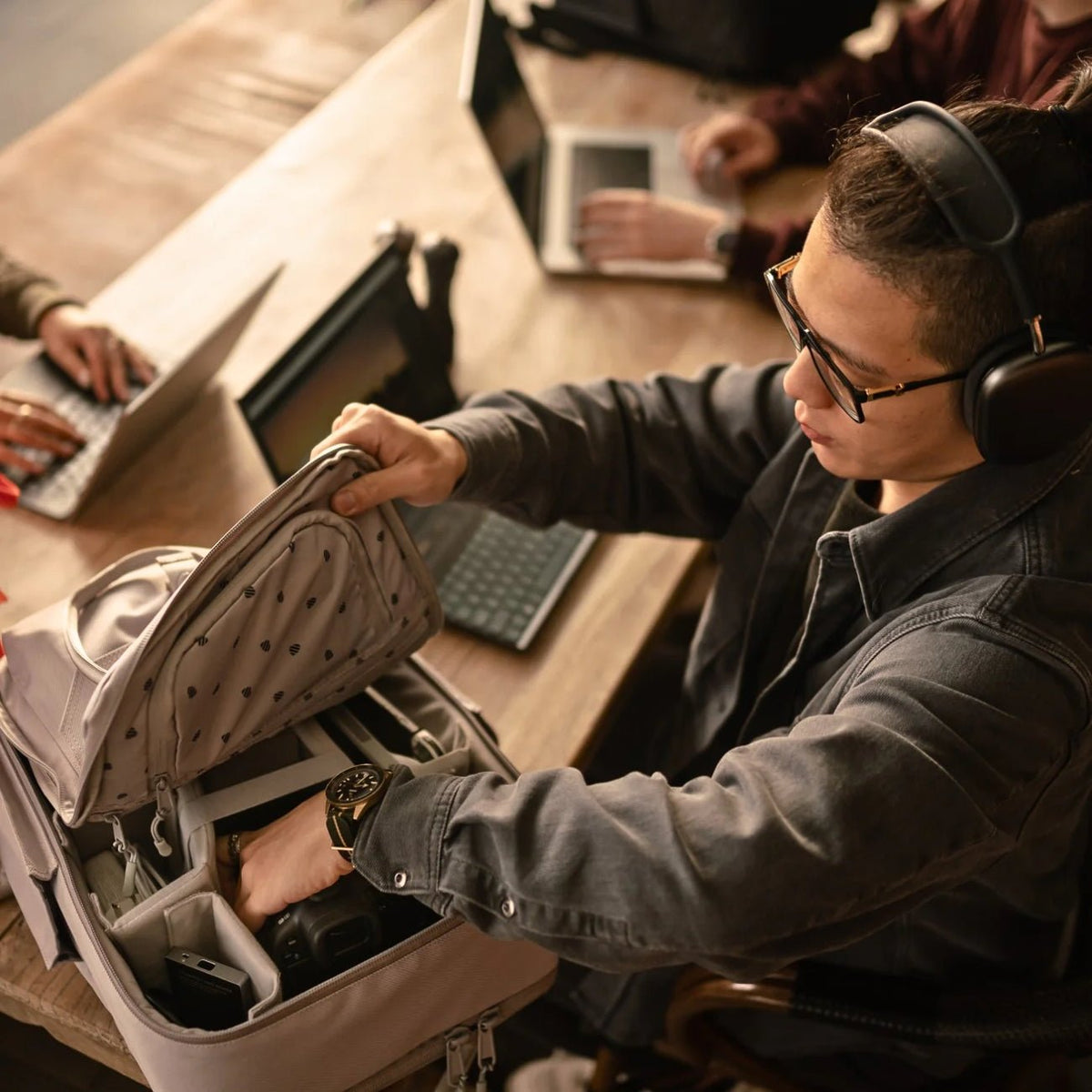Langly Sierra Camera Backpack