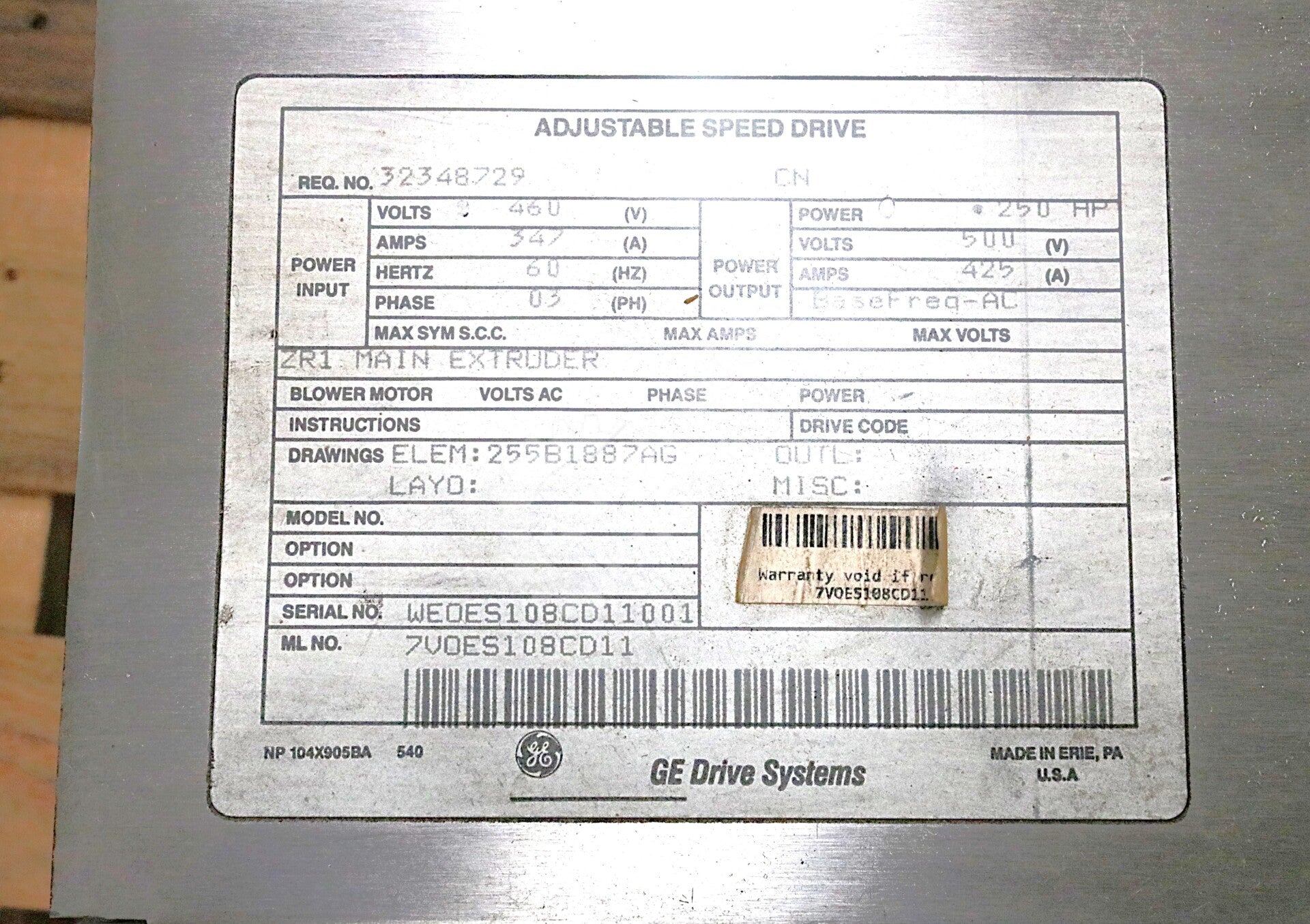 7VOES108CD11 By General Electric 460VAC 250HP Adjustable Speed Drive
