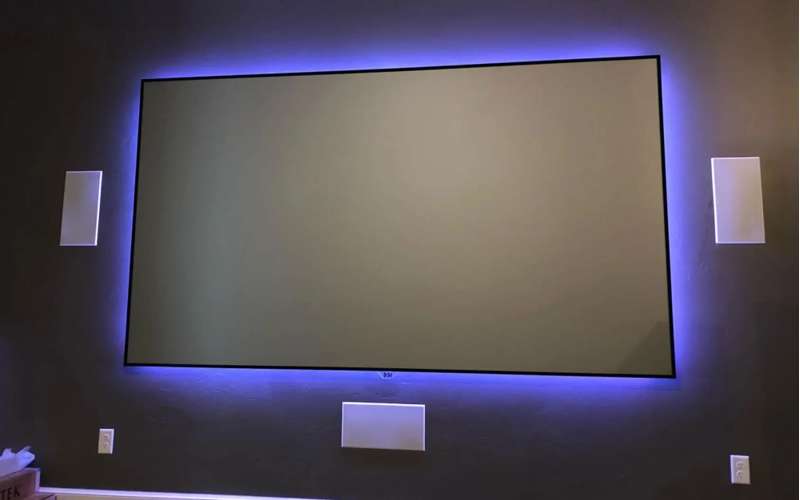 Screen Innovations Zero Edge  Series Frame Screen, 74'' x 131'' with Maestro White 2  Material