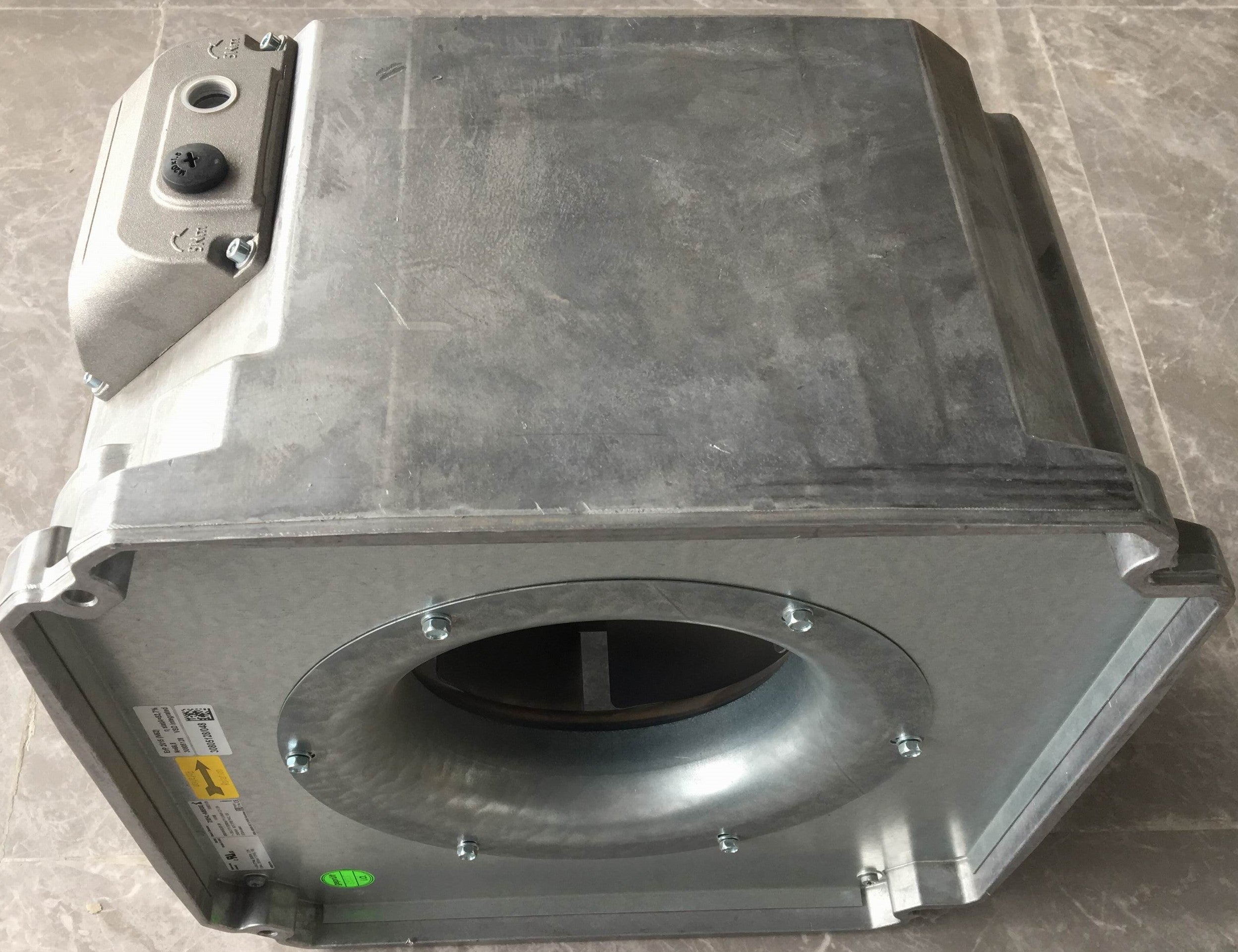 GR31M-6ID.BF.2R  ZIEHL-ABEGG centrifugal fan 200-277V 0.38KW 1.9/1.35A 2350rpm