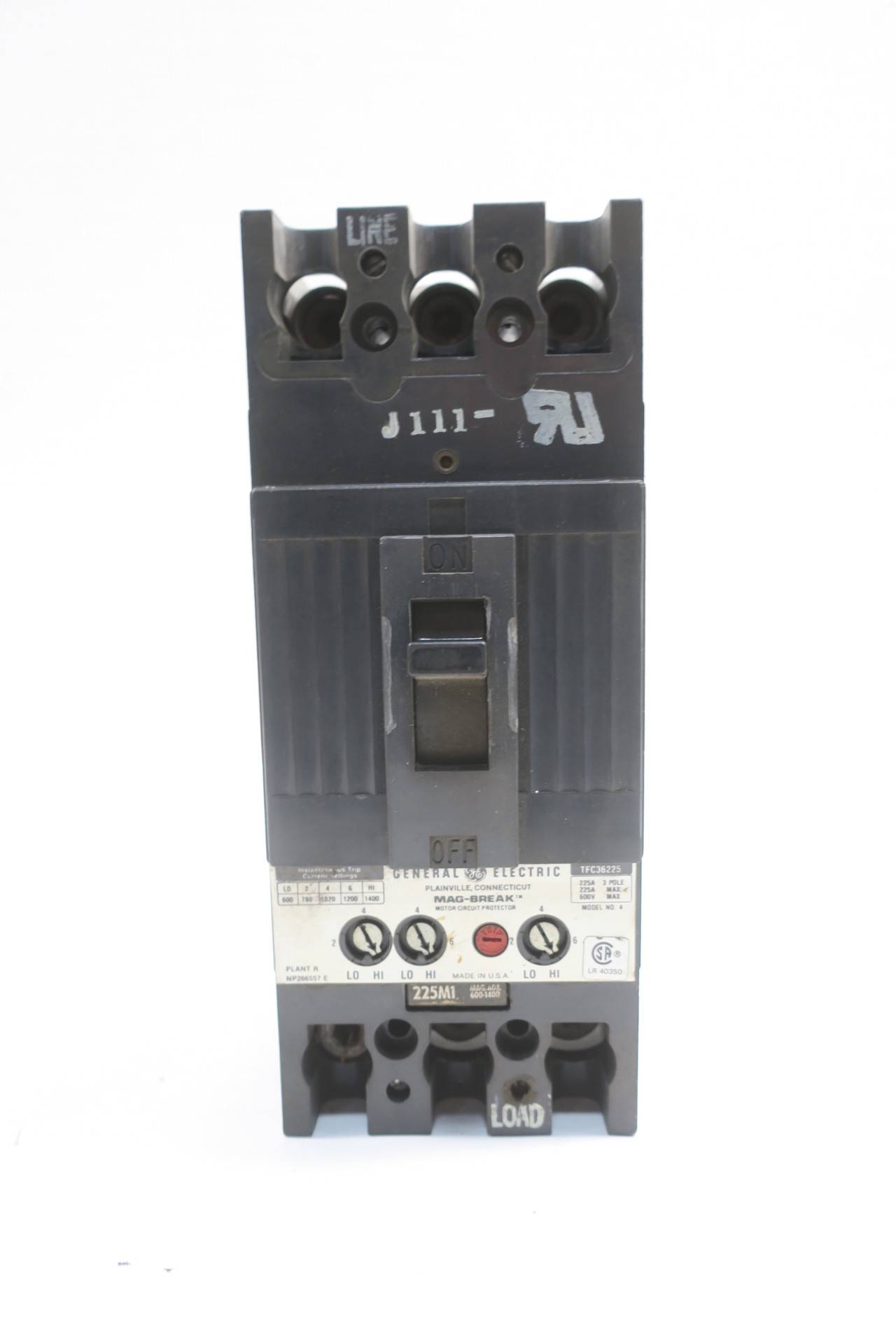TFC36225A | General Electric Molded Case Circuit Breaker, 225A, 600V, 3-Pole