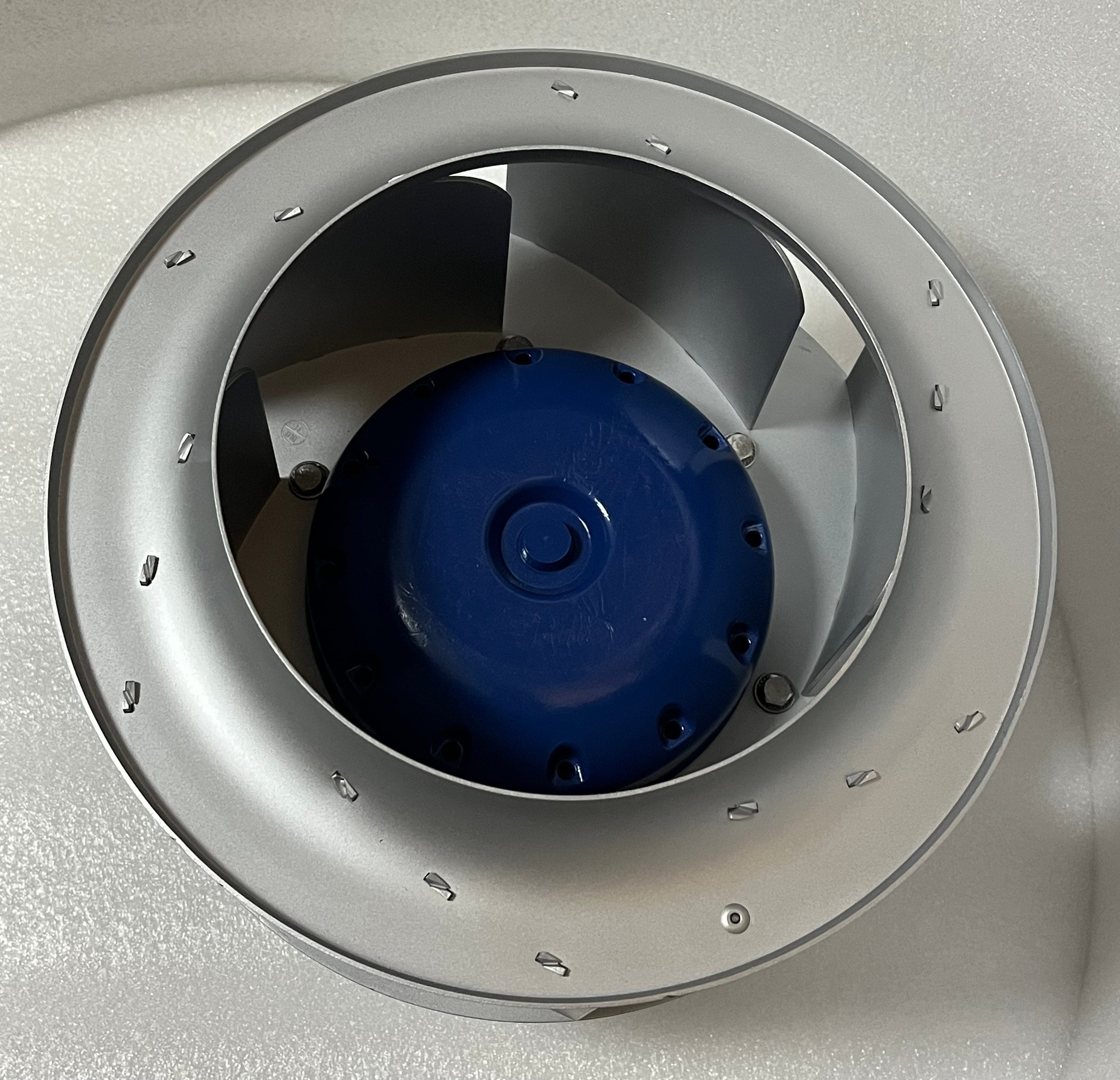 RH31C-ZID.DC.1R  ZIEHL-ABEGG centrifugal fan 380V-480V 2200W 3.6/2.85A