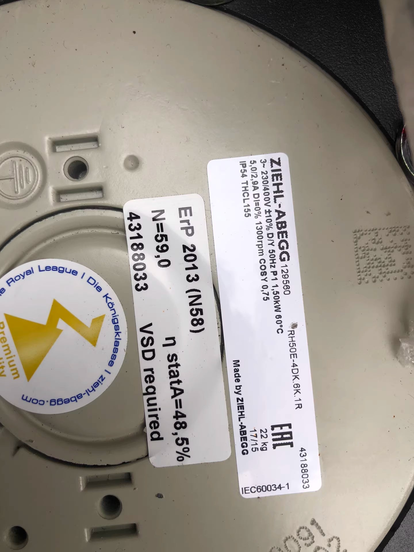 RH50E-4DK.6K.1R ZIEHL-ABEGG centrifugal fan 3~ 400V ±10% 50Hz  IP54 1,5 kW  2,9A 1300rpm