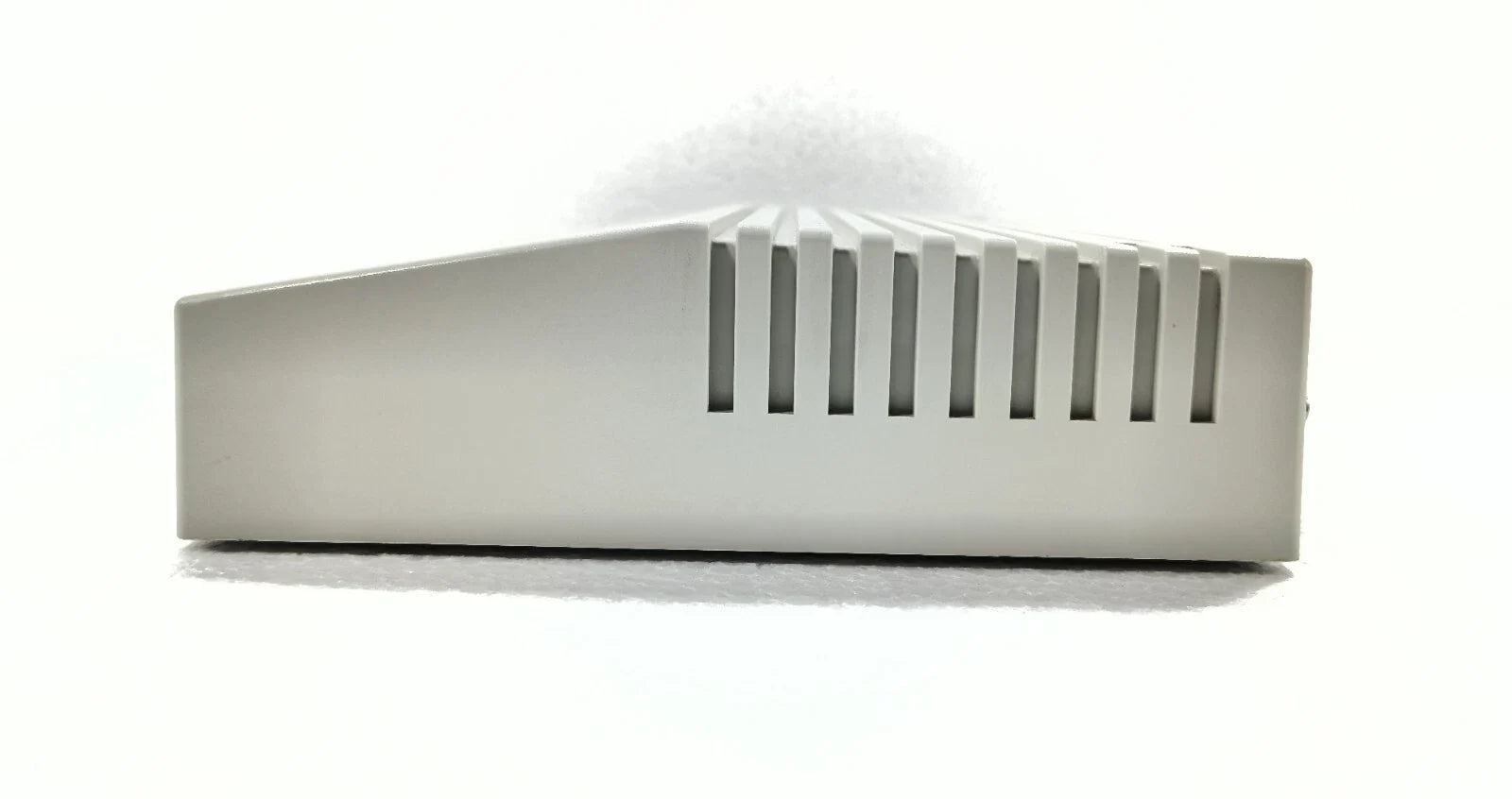 Schneider Electric 490NRP95400 Fiber Optic Repeater RMI Oline 2 Port 240VAC PLC Module