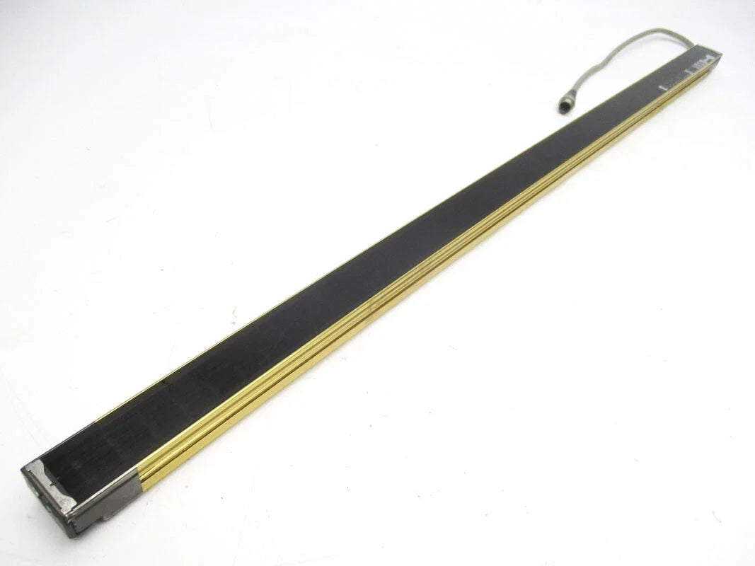 Omron F3SJ-A0755P20-L Safety Light Curtain Emitter for Machines