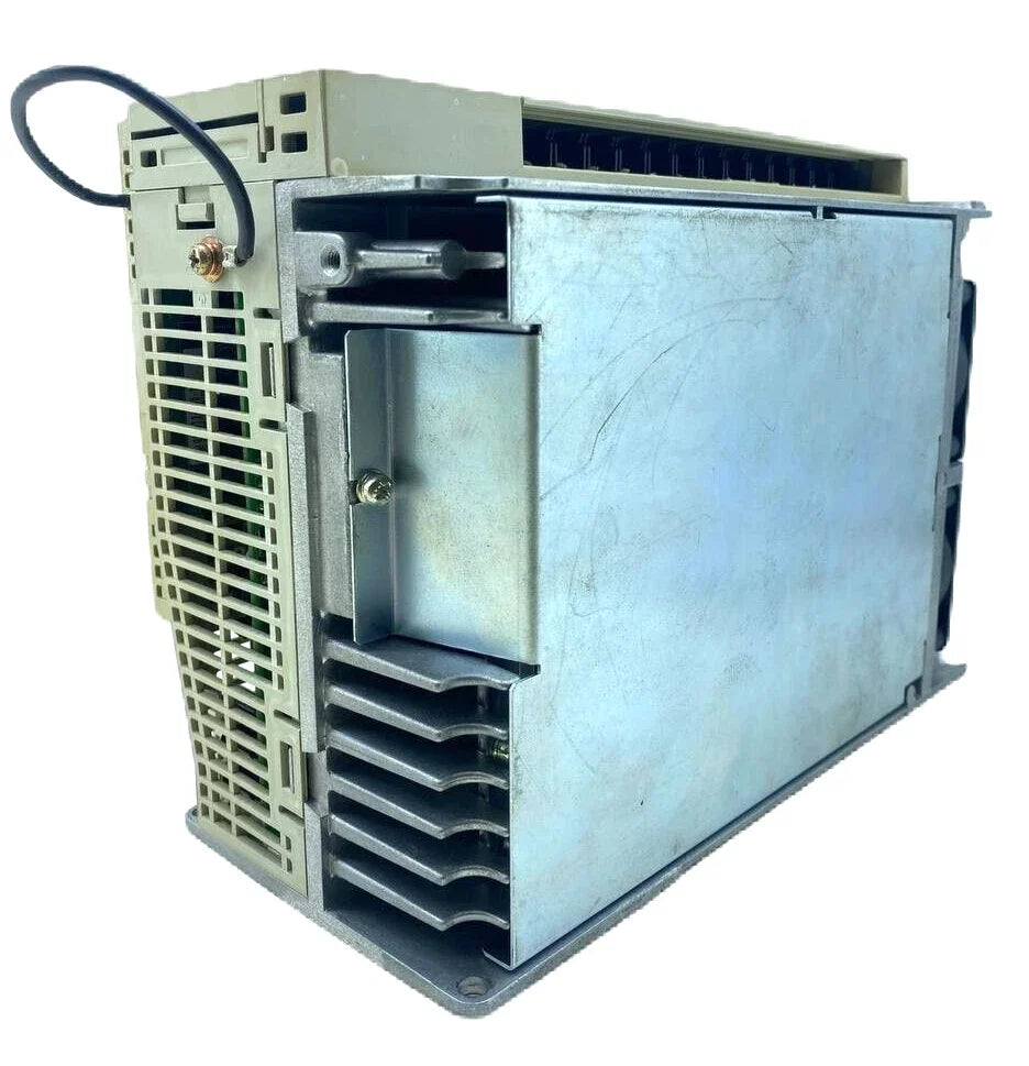 R88D-WT30H | Omron OMNUC W 3.0kW 200VAC 3-Phase Servo Driver