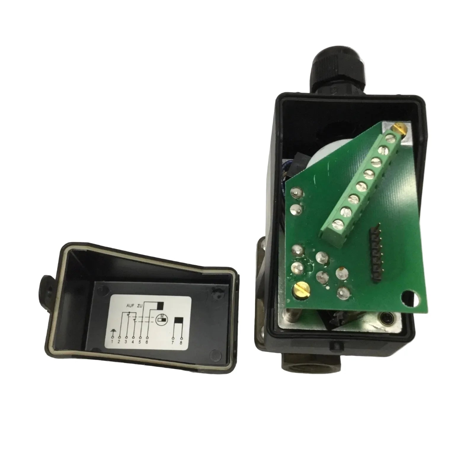 8288261.9638 | Buschjost 2-Way Brass Stepper Motorized Valve G1/2 24VDC