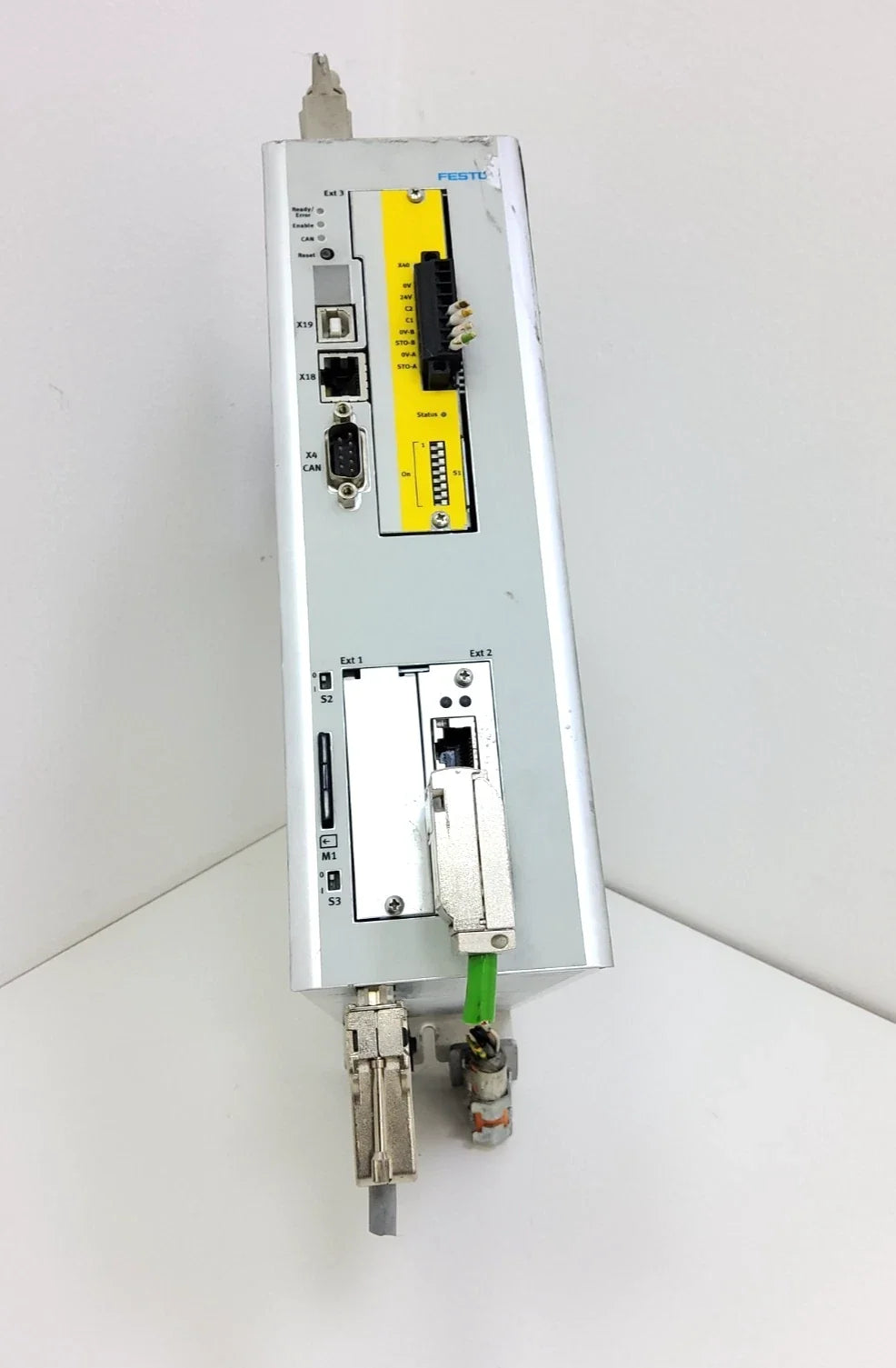 FESTO CMMP-AS-C5-11A-P3-M3 Servo Drive Controller 400VAC 3-Phase Motion Control Unit