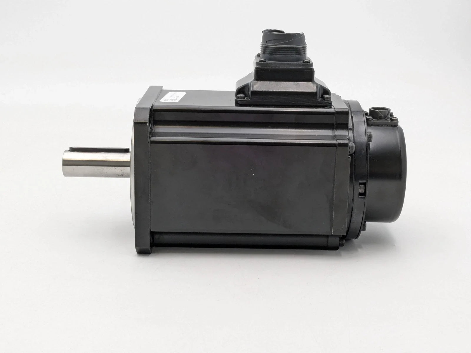 Omron R88M-1L2K030C-S2 Servo Motor 2kW 3000RPM EtherCAT 23bit Encoder