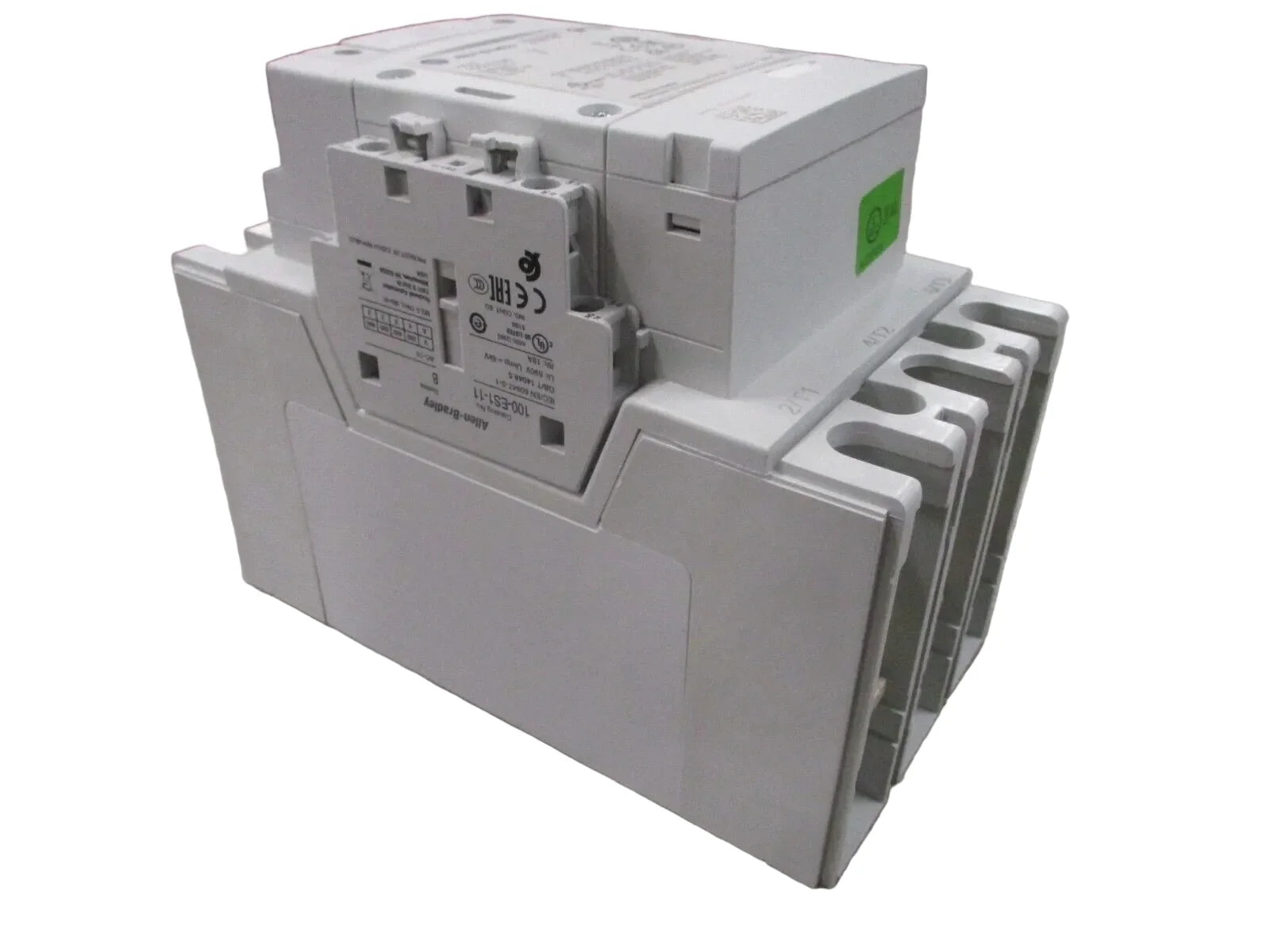 100-E190KD11 | Allen-Bradley IEC 190 A Contactor
