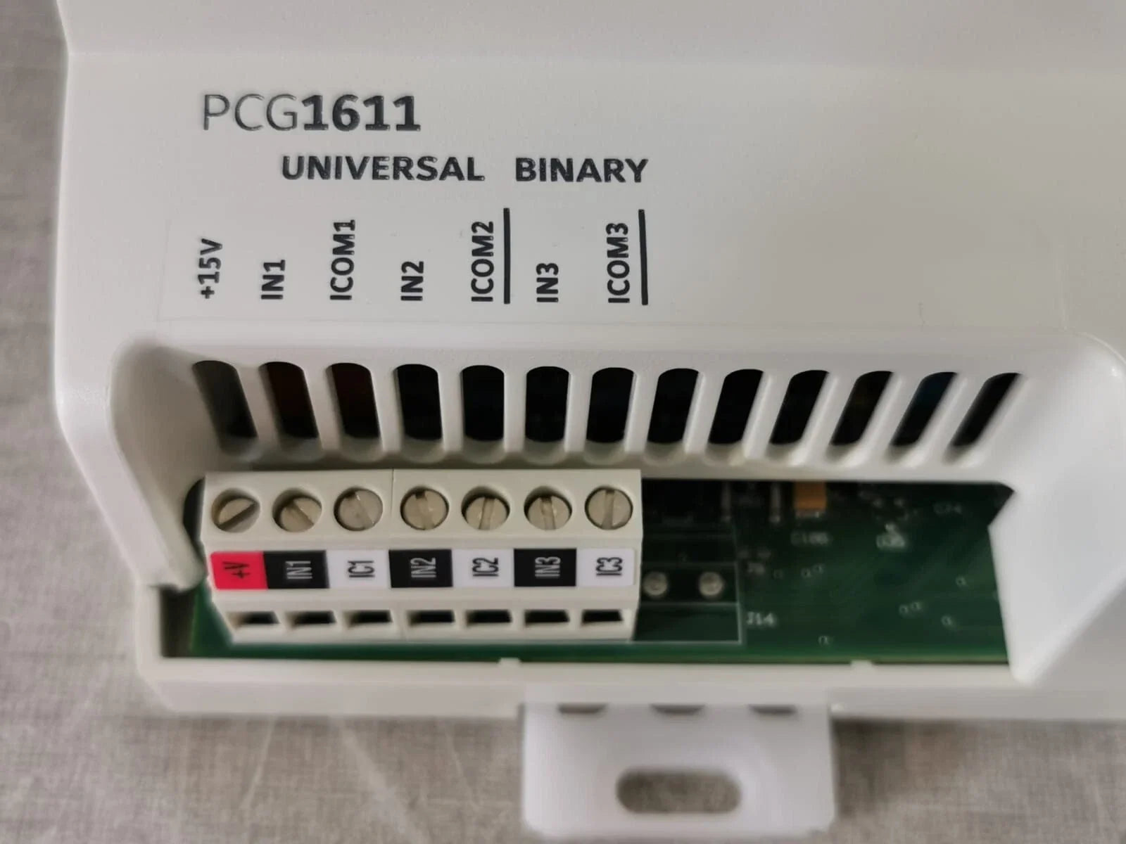 Johnson Controls FX-PCG1611-1 Programmable HVAC Controller