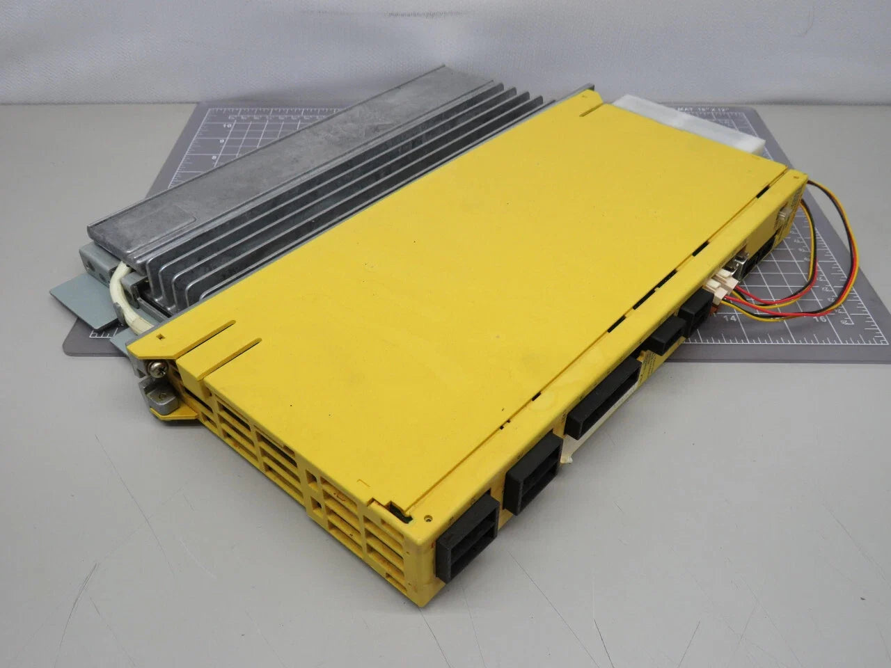 A06B-6093-H114 | Fanuc Beta SVU-80 Servo Amplifier FSSB