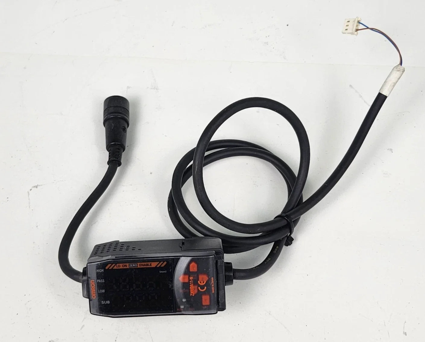 Omron ZX-LDA11-N Sensor Amplifier for Precision Measurement