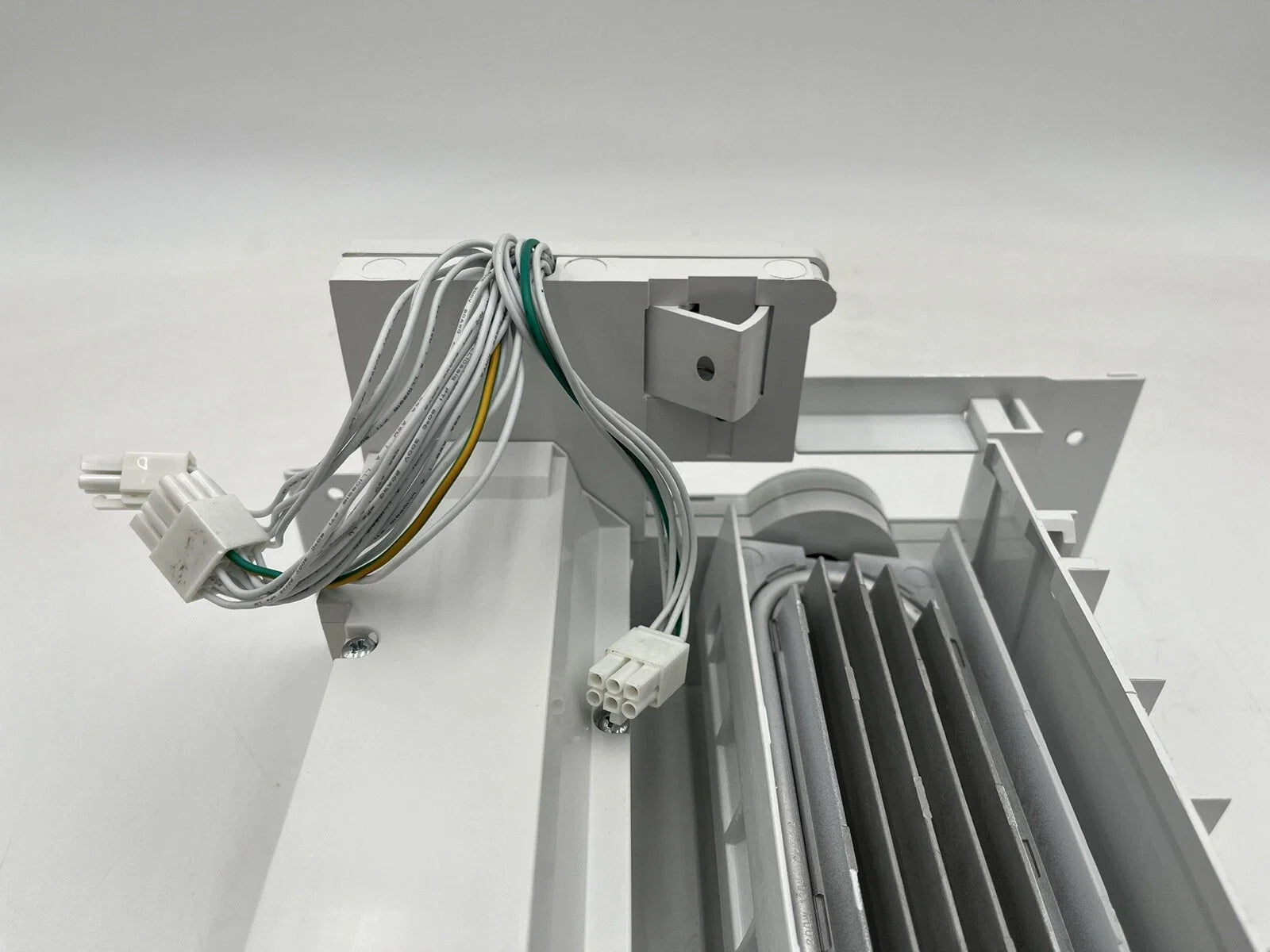 Bosch 00702093 Genuine Refrigerator Automatic Ice Maker Assembly