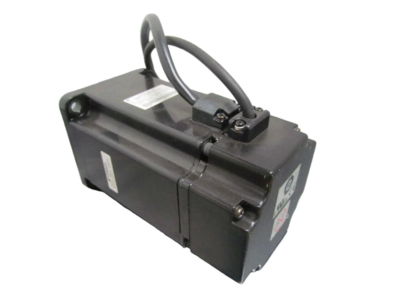 BG3D6302H8 | Omron Sigma II AC Servo Motor 3000 RPM 16 mm Keyed Shaft