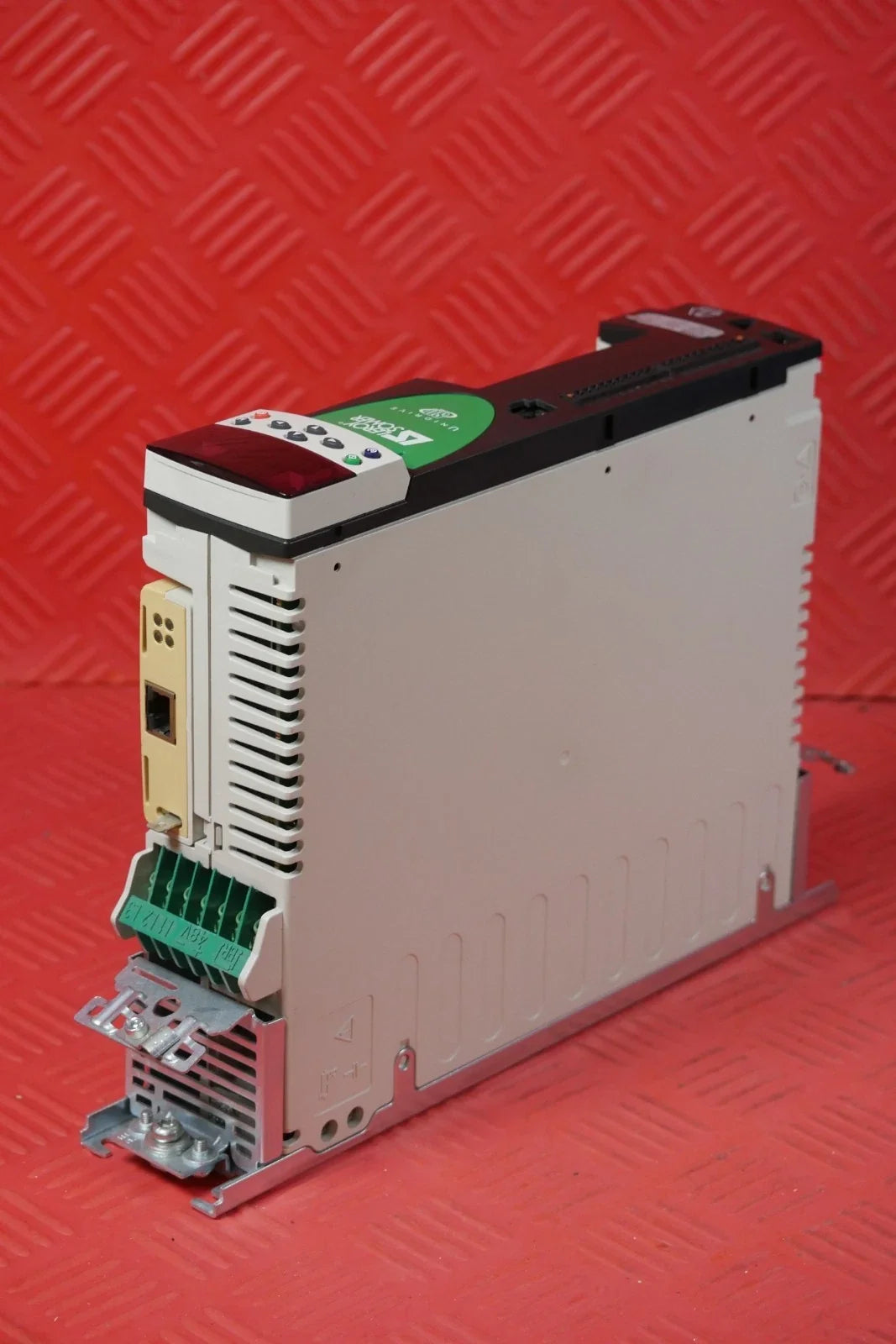 SP0405 | Emerson Unidrive SP 2 HP AC Drive 460 VAC Without Keypad