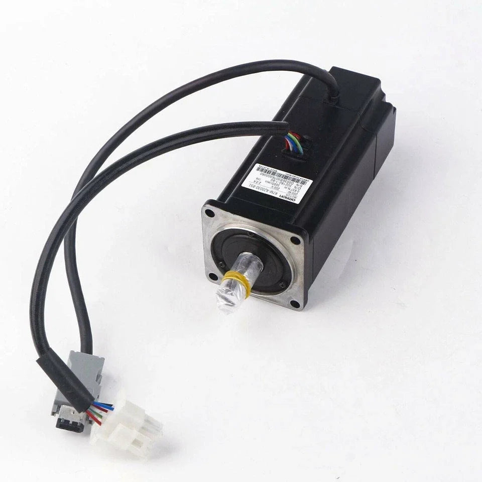 Omron R7M-A20030-BS1 Servo Motor for Automation Systems