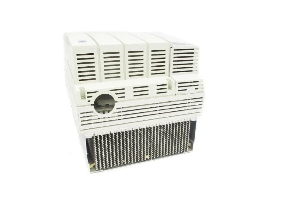 EVF8221-E | Lenze 8200 Vector 15 kW AC Drive Inverter 400/480 VAC
